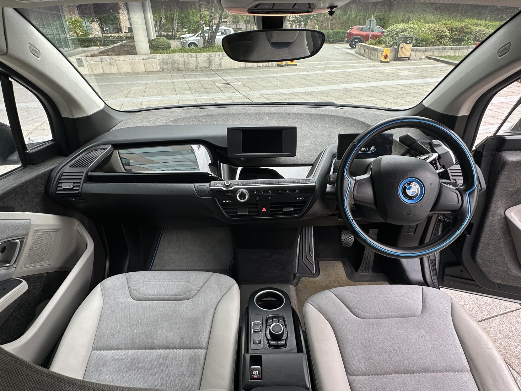 BMW i3 33kWh Hatchback 5dr Petrol Plug-in Hybrid Auto Euro 6 (s/s) (Range Extender) (170 ps)