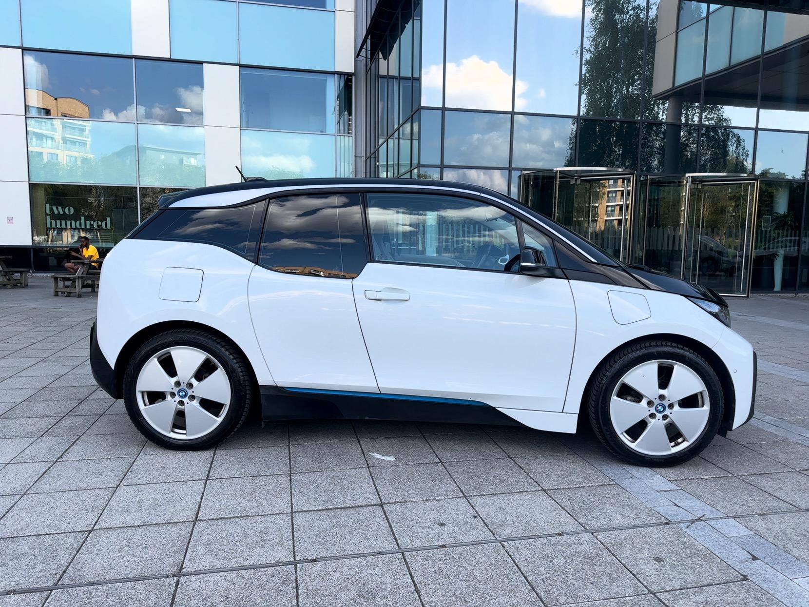BMW i3 33kWh Hatchback 5dr Petrol Plug-in Hybrid Auto Euro 6 (s/s) (Range Extender) (170 ps)