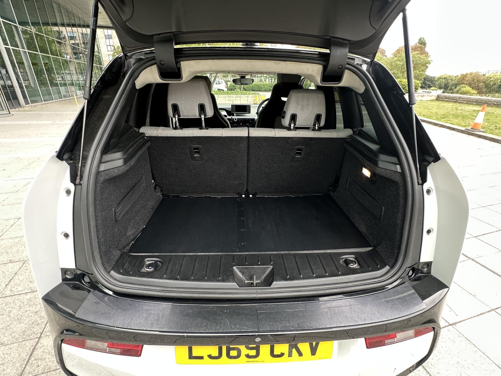 BMW i3 33kWh Hatchback 5dr Petrol Plug-in Hybrid Auto Euro 6 (s/s) (Range Extender) (170 ps)