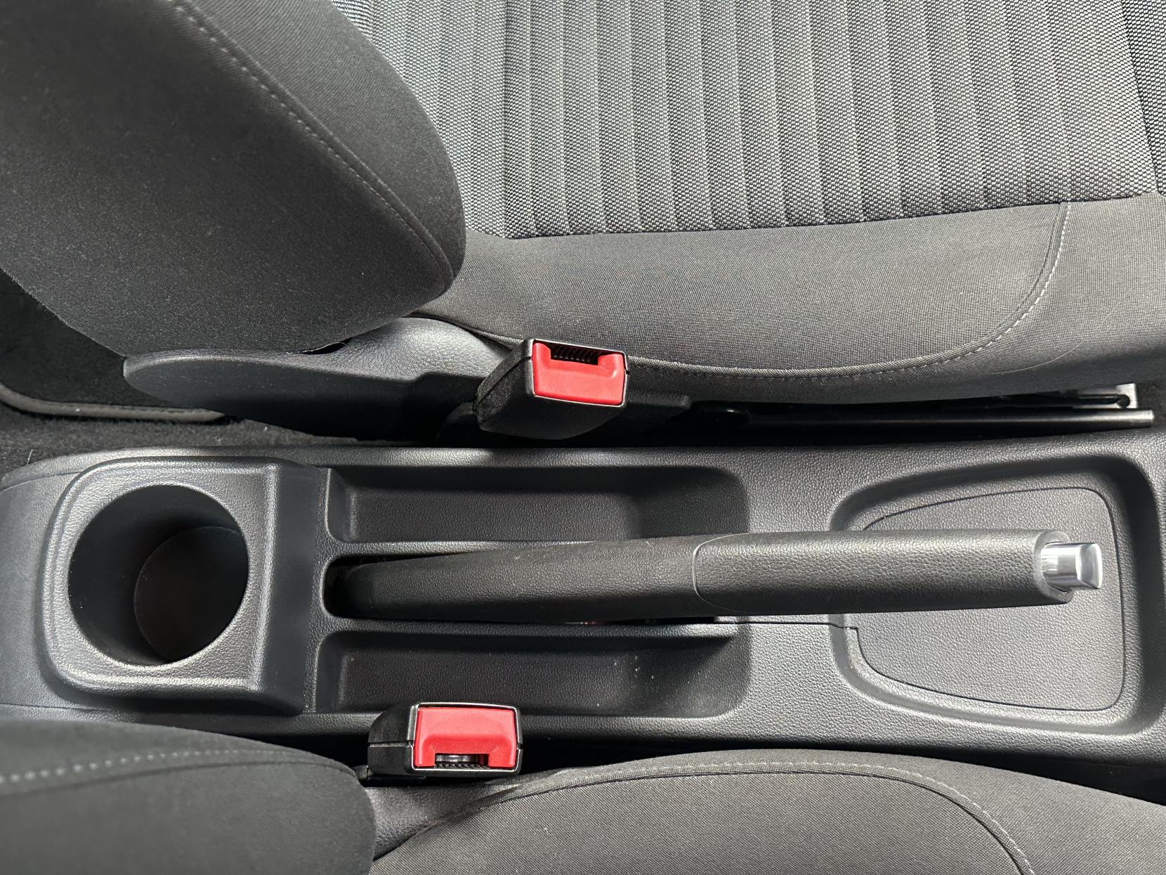 Volkswagen Polo 1.4 SE Hatchback 5dr Petrol DSG Euro 5 (85 ps)