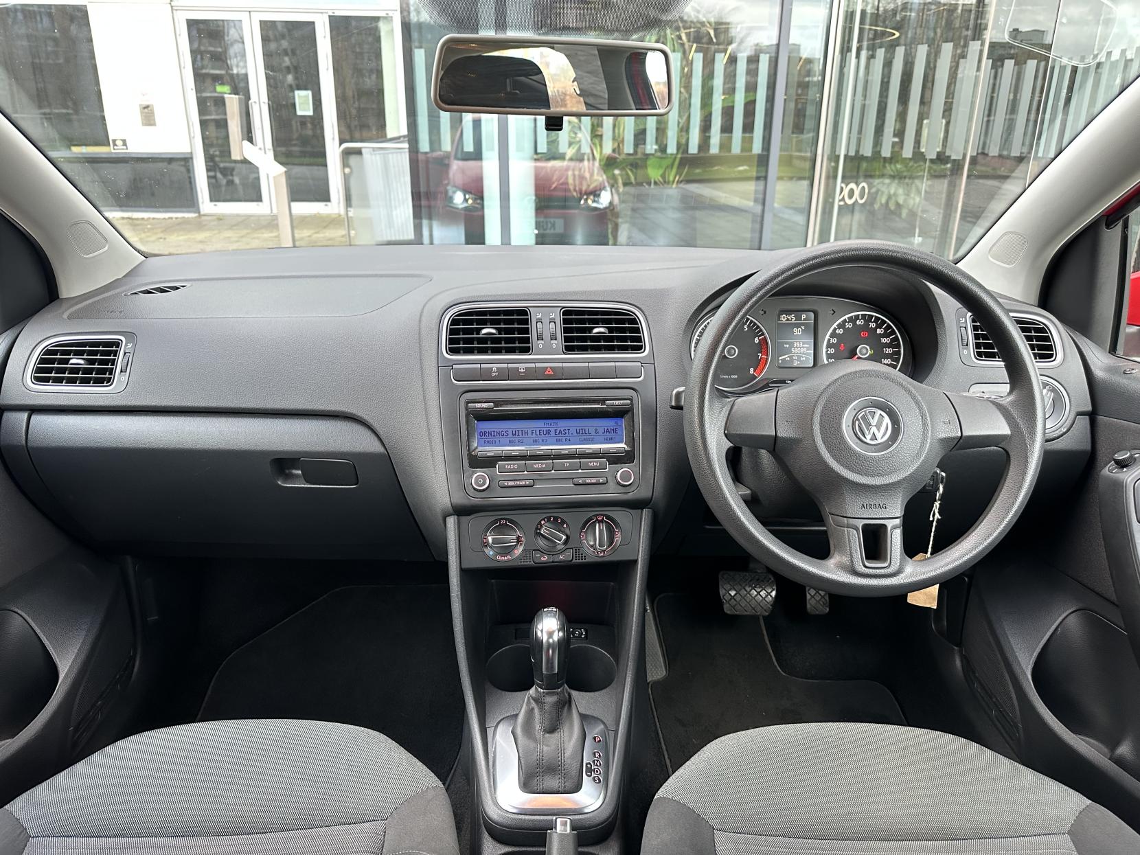 Volkswagen Polo 1.4 SE Hatchback 5dr Petrol DSG Euro 5 (85 ps)