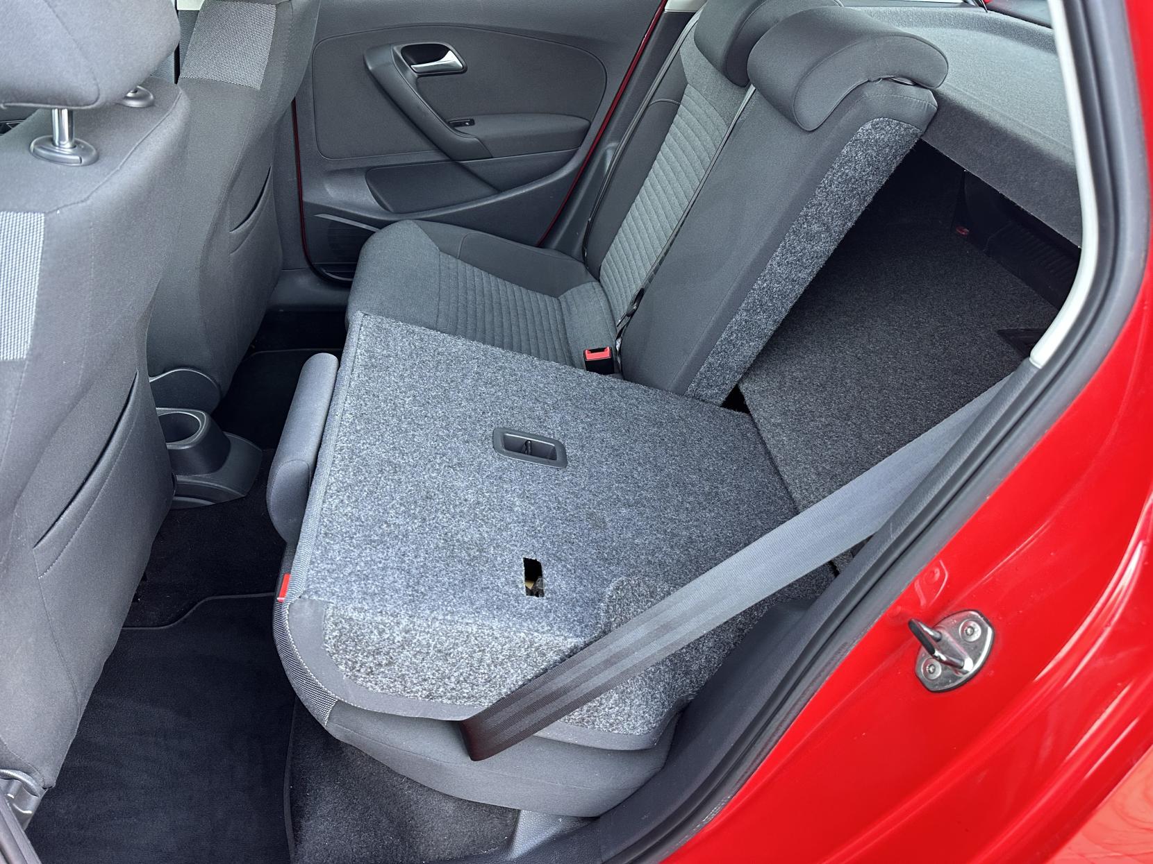 Volkswagen Polo 1.4 SE Hatchback 5dr Petrol DSG Euro 5 (85 ps)