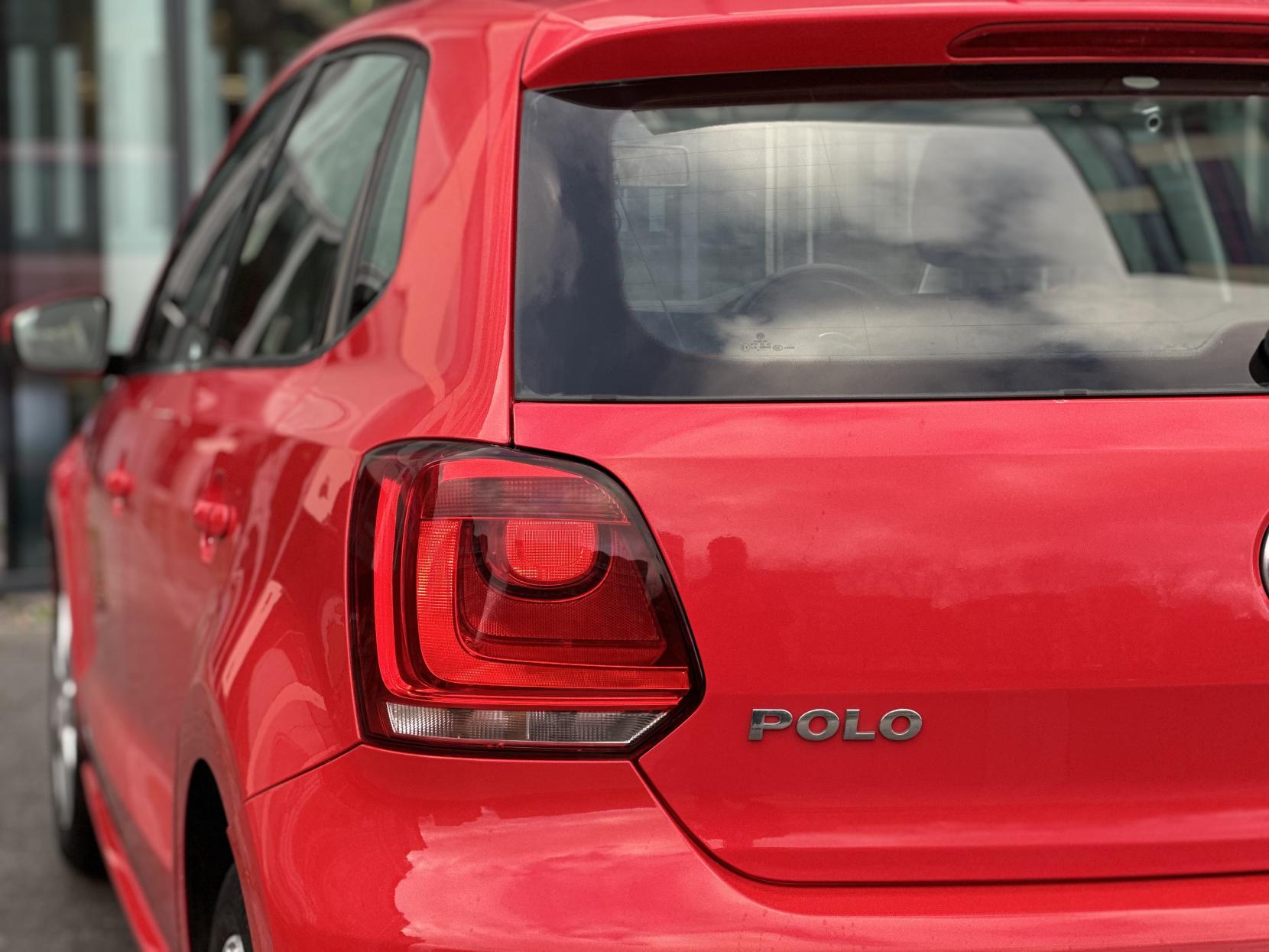 Volkswagen Polo 1.4 SE Hatchback 5dr Petrol DSG Euro 5 (85 ps)