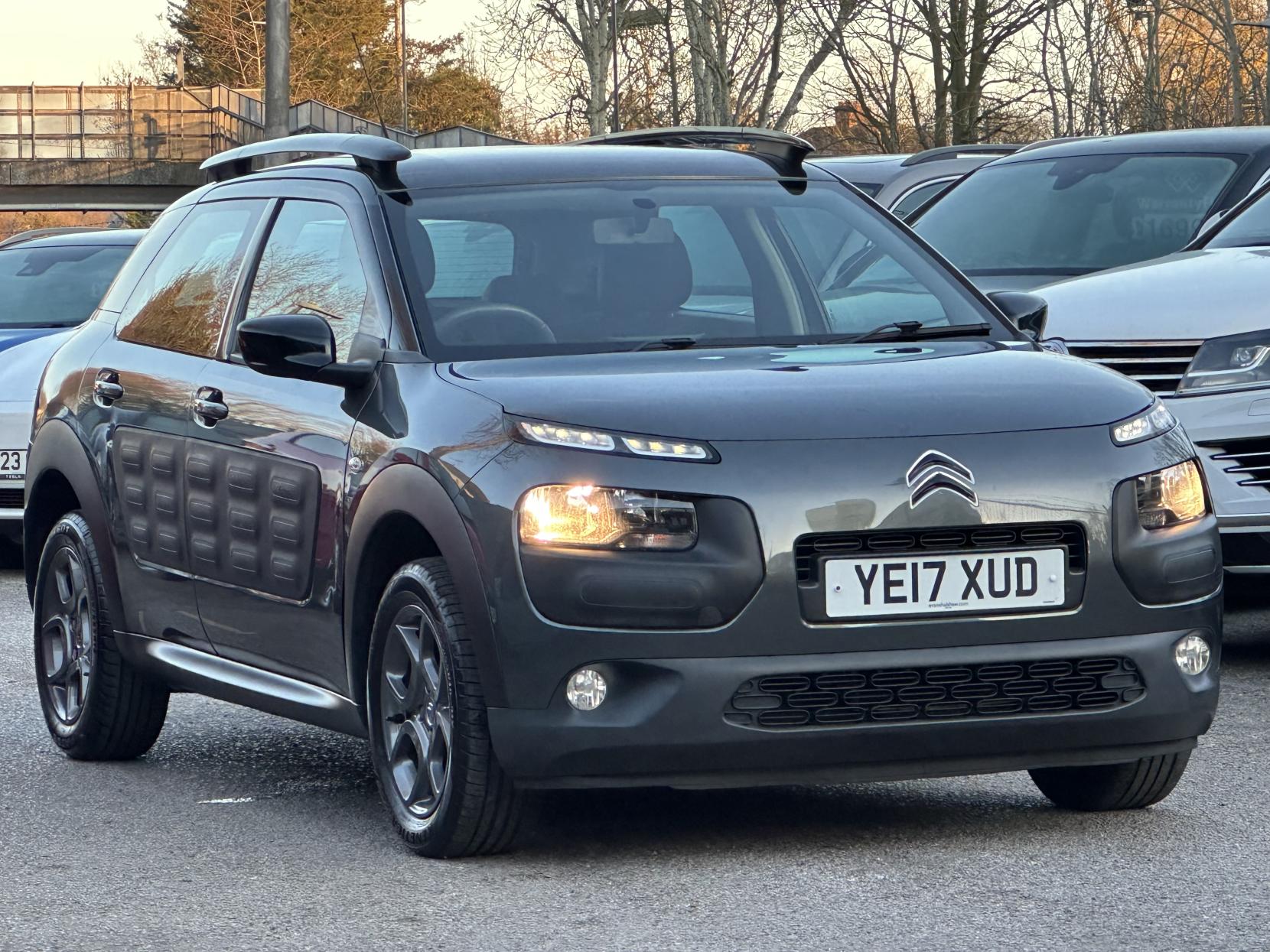 Citroen C4 Cactus 1.2 PureTech Feel Hatchback 5dr Petrol Manual Euro 6 (Euro 6) (82 ps)