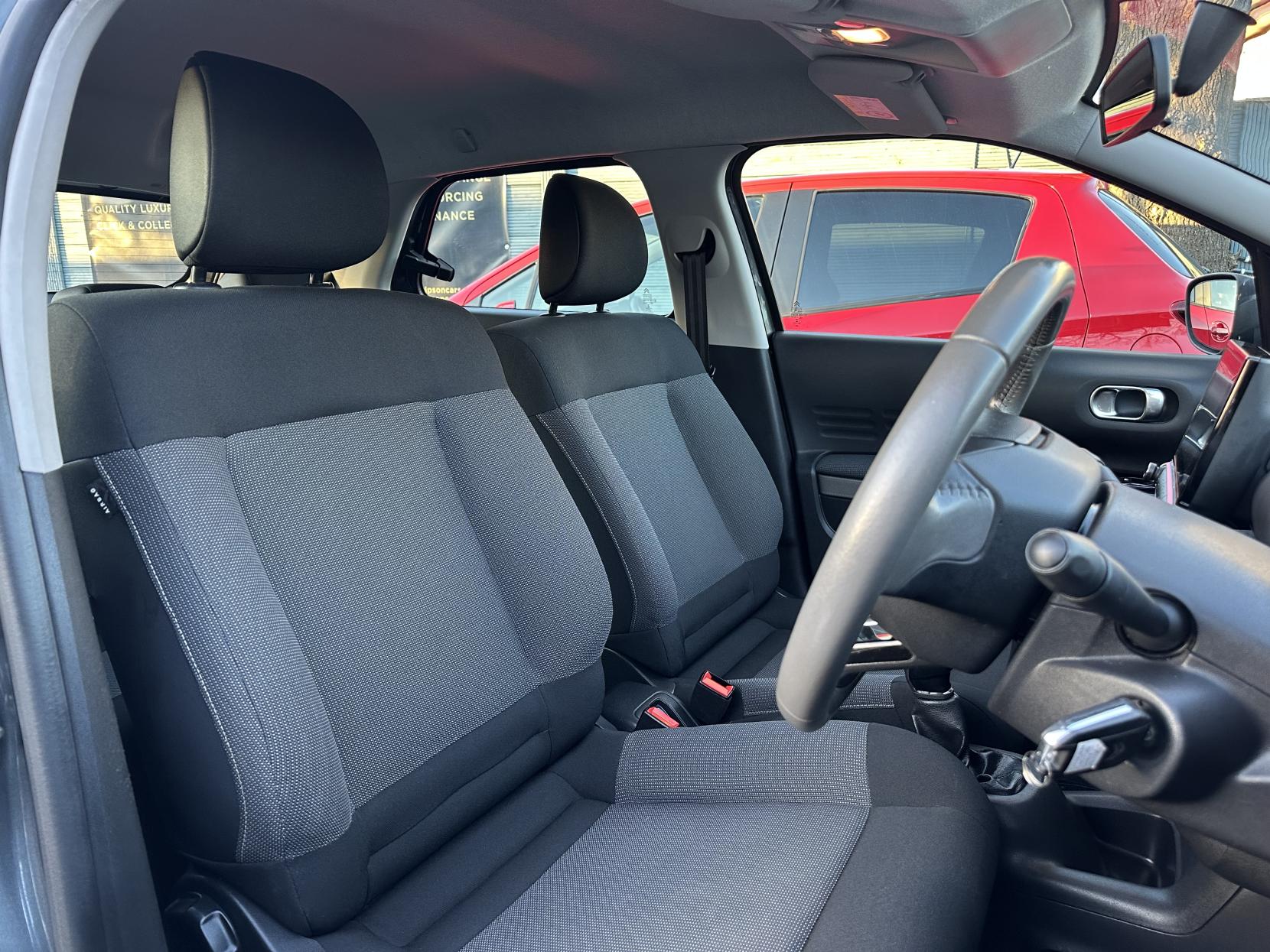 Citroen C4 Cactus 1.2 PureTech Feel Hatchback 5dr Petrol Manual Euro 6 (Euro 6) (82 ps)