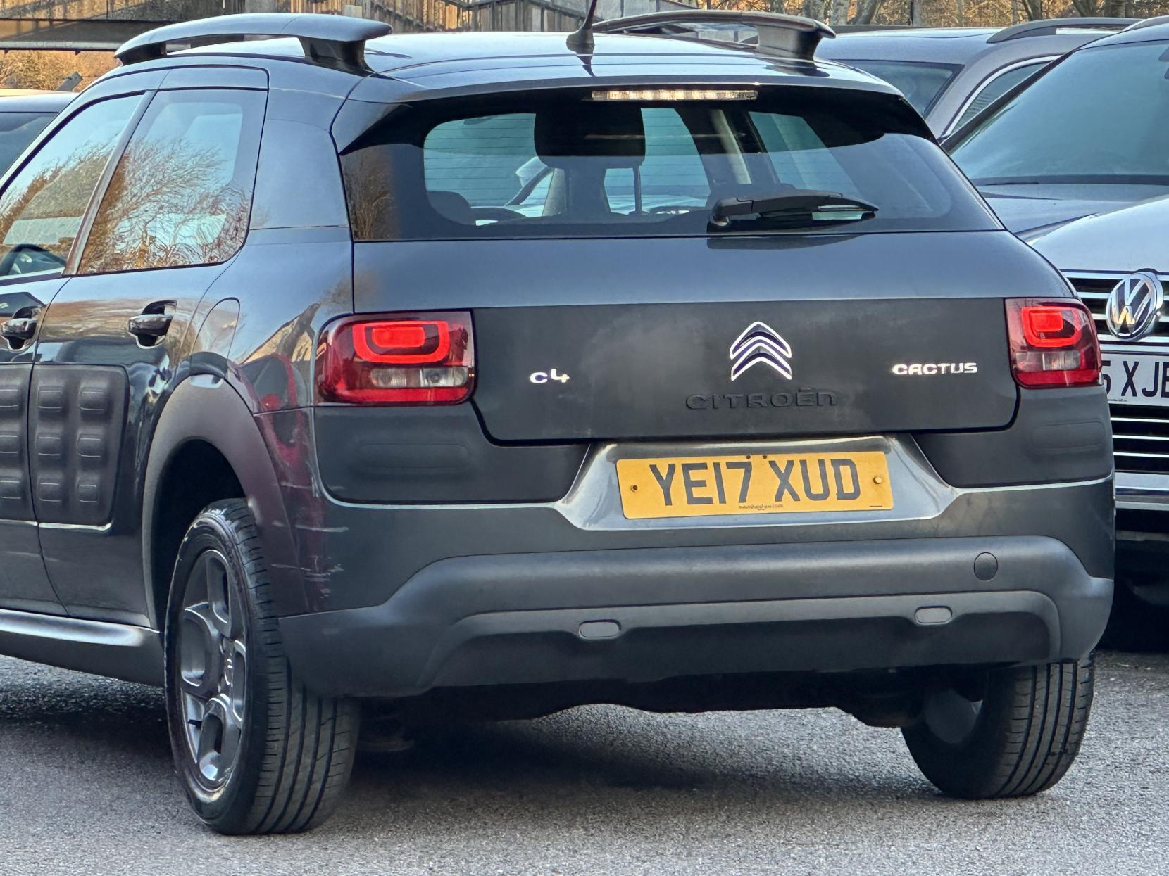 Citroen C4 Cactus 1.2 PureTech Feel Hatchback 5dr Petrol Manual Euro 6 (Euro 6) (82 ps)