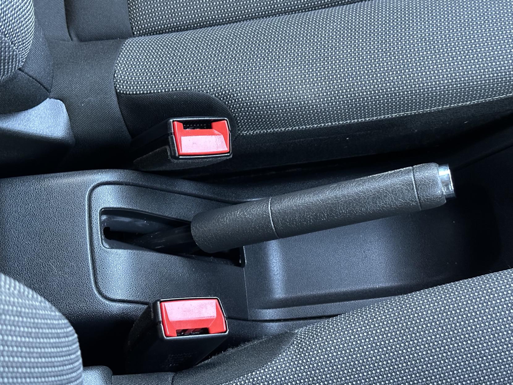 Citroen C4 Cactus 1.2 PureTech Feel Hatchback 5dr Petrol Manual Euro 6 (Euro 6) (82 ps)