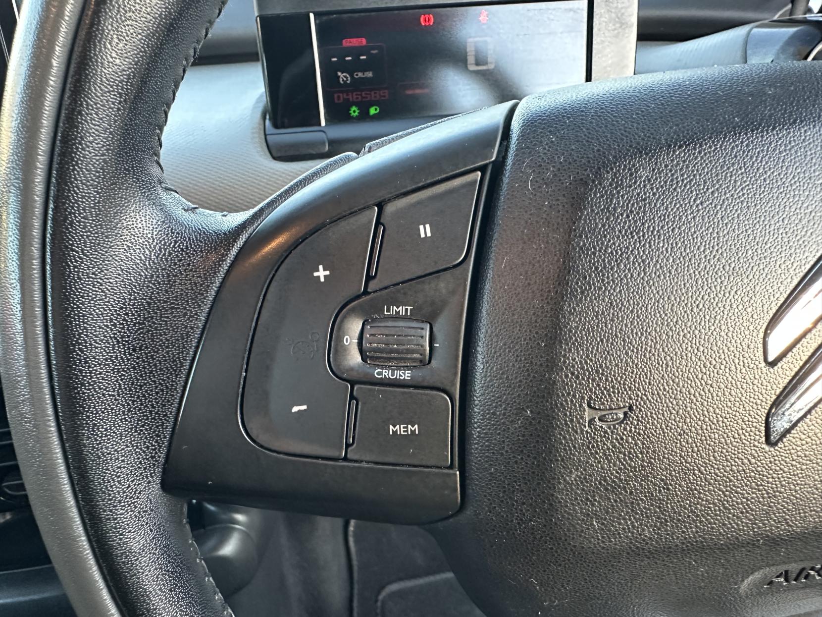 Citroen C4 Cactus 1.2 PureTech Feel Hatchback 5dr Petrol Manual Euro 6 (Euro 6) (82 ps)