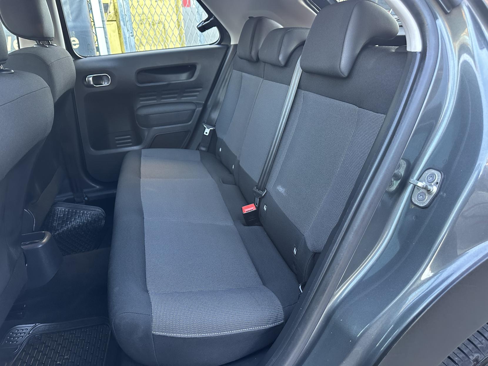 Citroen C4 Cactus 1.2 PureTech Feel Hatchback 5dr Petrol Manual Euro 6 (Euro 6) (82 ps)