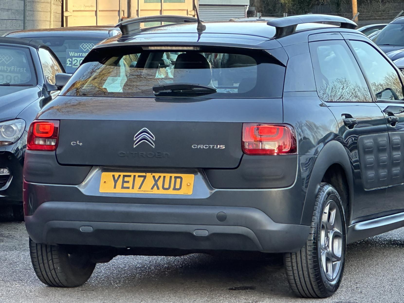 Citroen C4 Cactus 1.2 PureTech Feel Hatchback 5dr Petrol Manual Euro 6 (Euro 6) (82 ps)