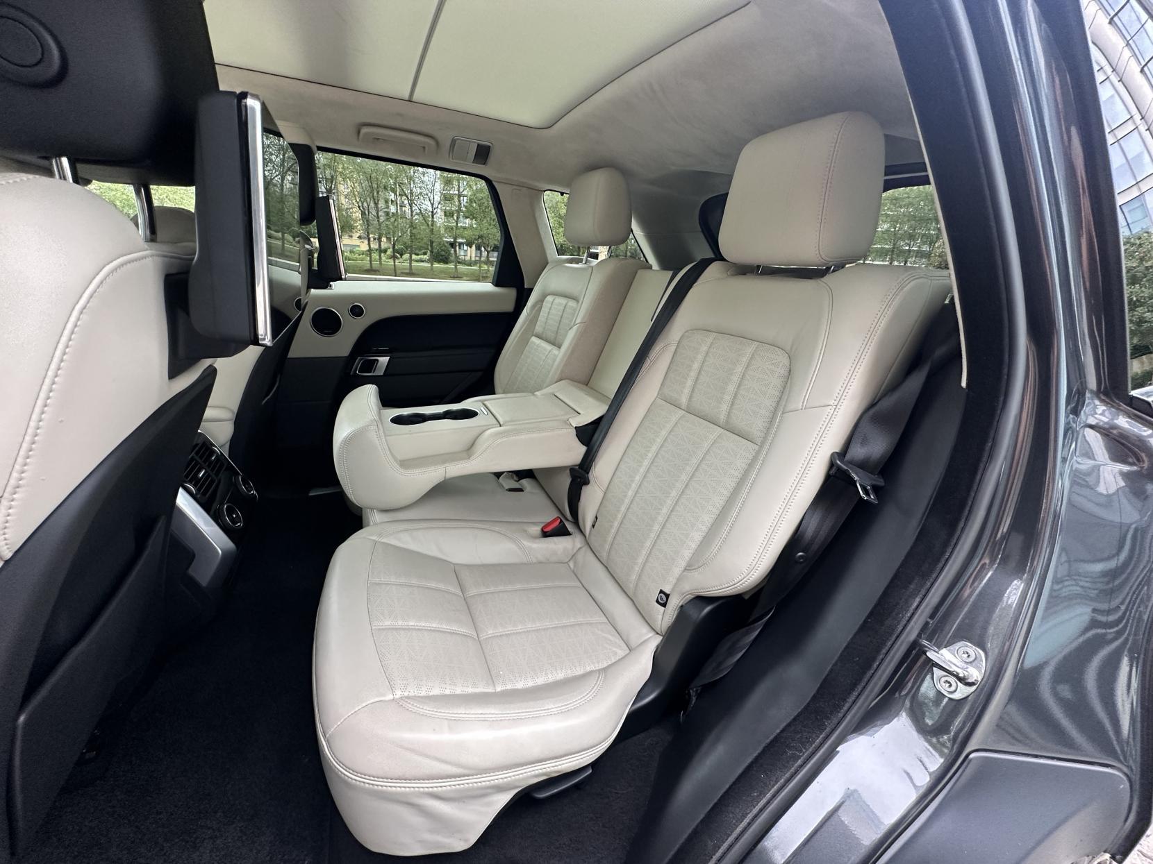 Land Rover Range Rover Sport 2.0 P400e 13.1kWh GPF Autobiography Dynamic SUV 5dr Petrol Plug-in Hybrid Auto 4WD Euro 6 (s/s) (404 ps)