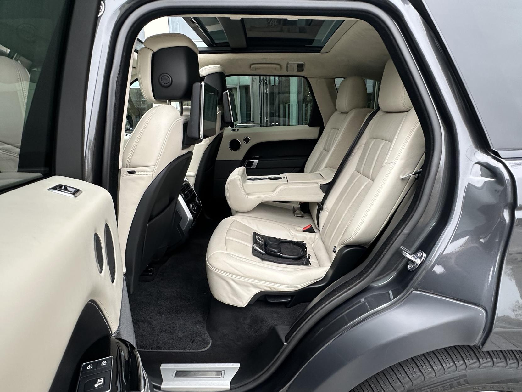 Land Rover Range Rover Sport 2.0 P400e 13.1kWh GPF Autobiography Dynamic SUV 5dr Petrol Plug-in Hybrid Auto 4WD Euro 6 (s/s) (404 ps)