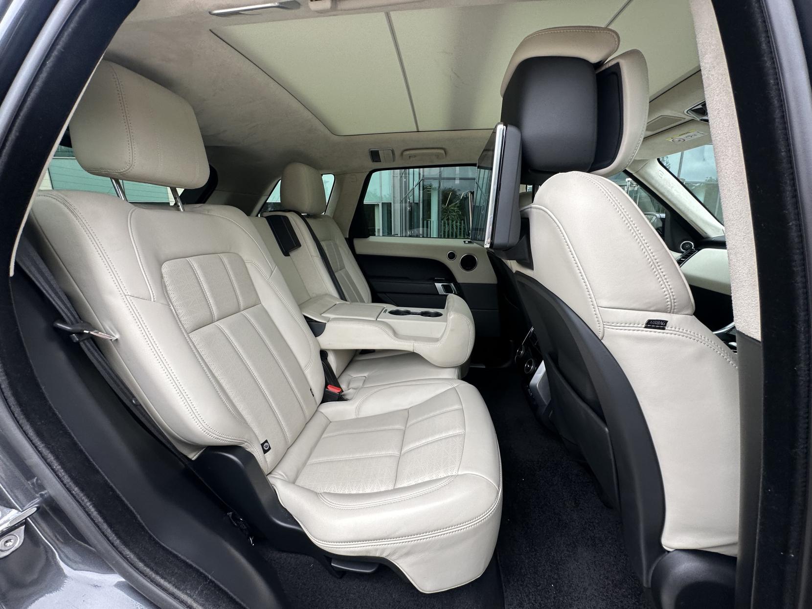Land Rover Range Rover Sport 2.0 P400e 13.1kWh GPF Autobiography Dynamic SUV 5dr Petrol Plug-in Hybrid Auto 4WD Euro 6 (s/s) (404 ps)