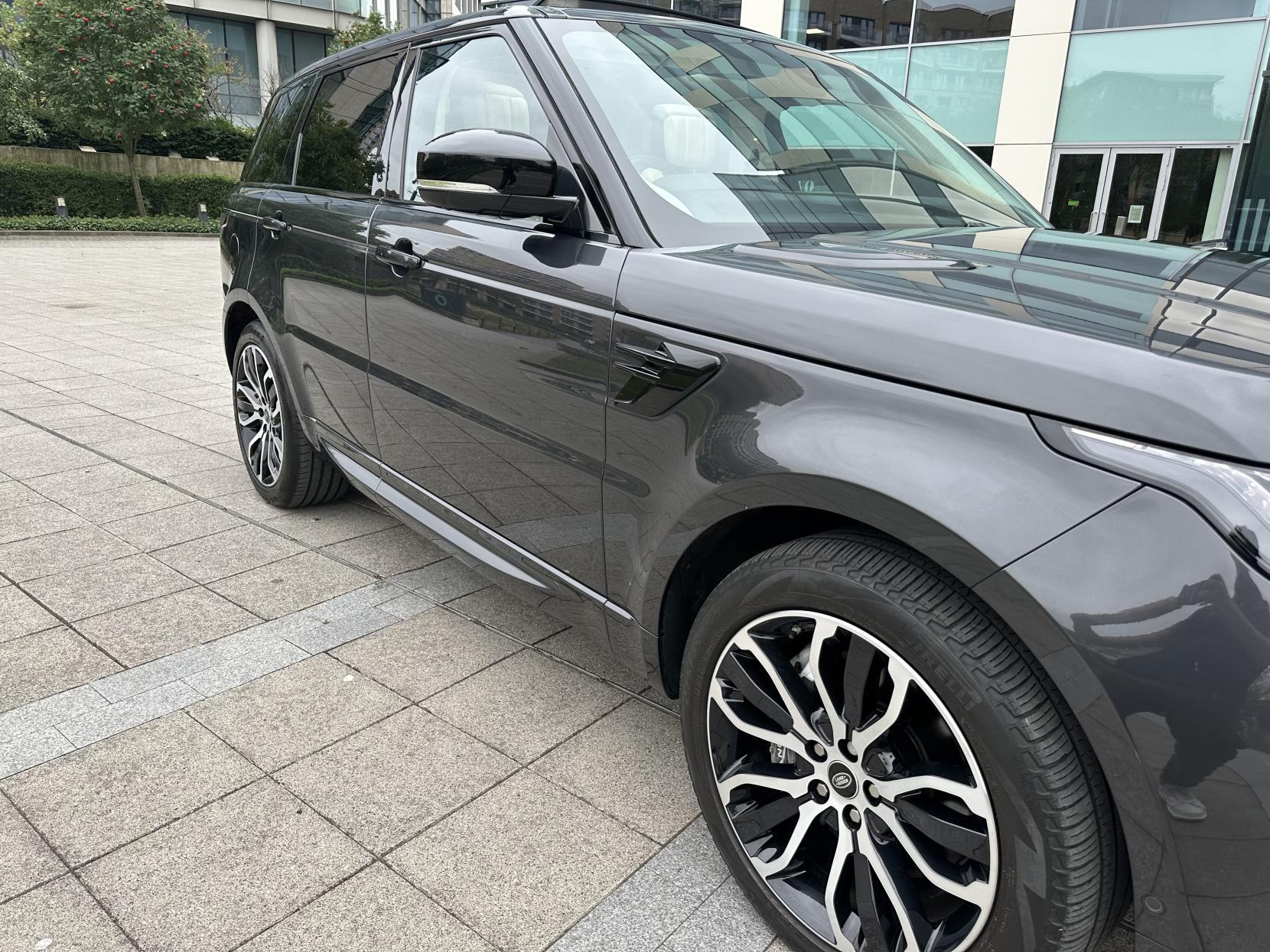 Land Rover Range Rover Sport 2.0 P400e 13.1kWh GPF Autobiography Dynamic SUV 5dr Petrol Plug-in Hybrid Auto 4WD Euro 6 (s/s) (404 ps)