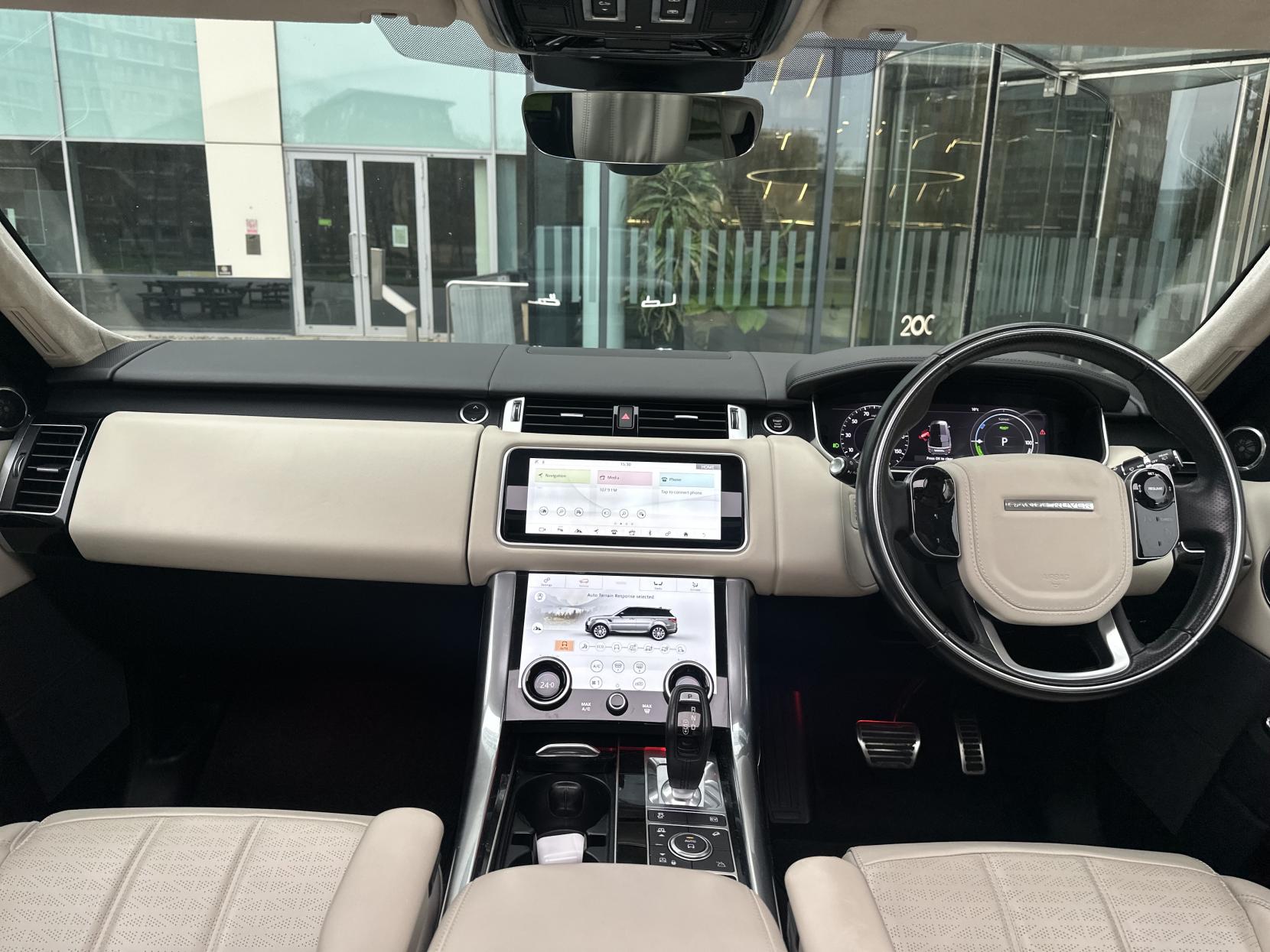 Land Rover Range Rover Sport 2.0 P400e 13.1kWh GPF Autobiography Dynamic SUV 5dr Petrol Plug-in Hybrid Auto 4WD Euro 6 (s/s) (404 ps)