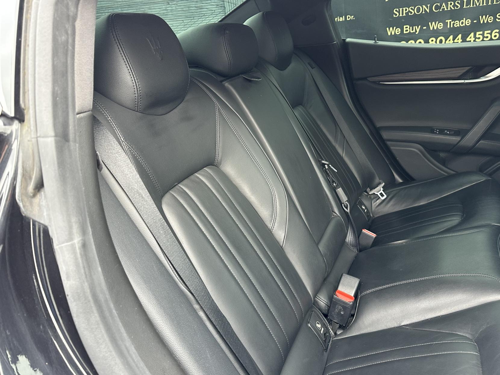 Maserati Ghibli 3.0D V6 Saloon 4dr Diesel ZF Euro 5 (s/s) (275 ps)