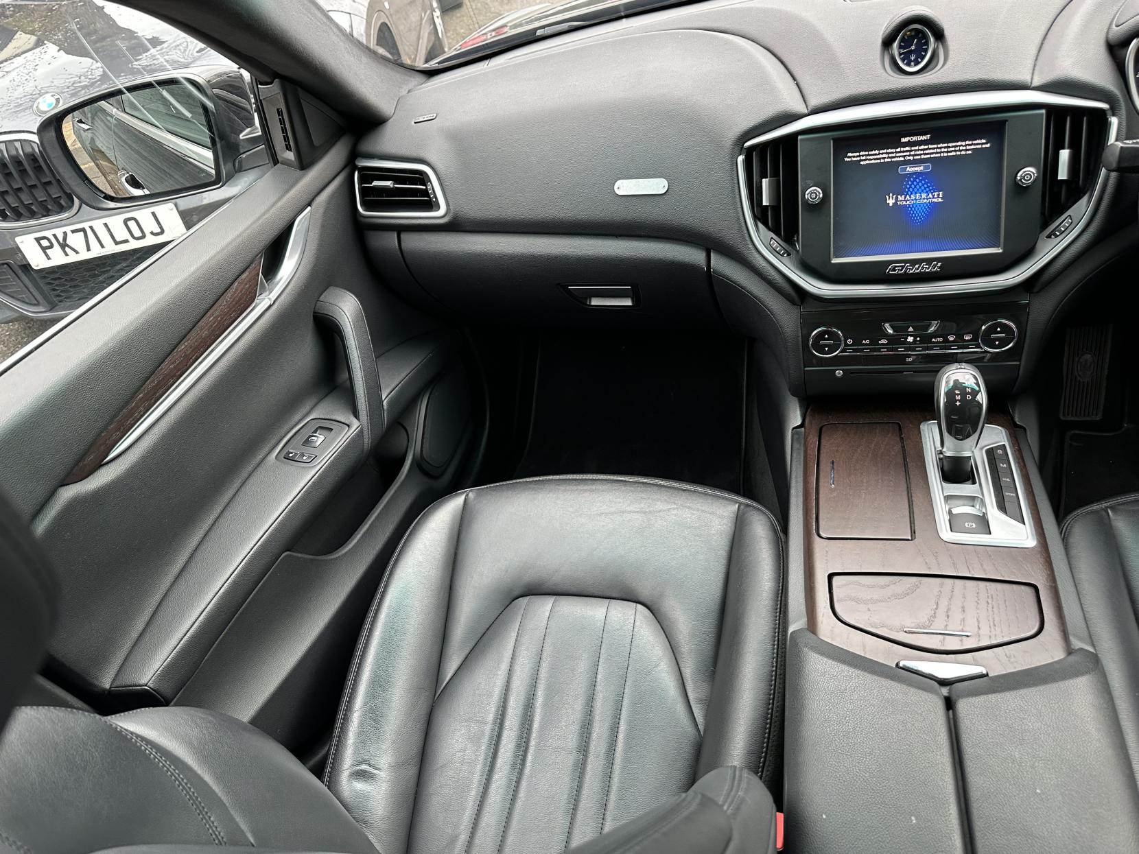 Maserati Ghibli 3.0D V6 Saloon 4dr Diesel ZF Euro 5 (s/s) (275 ps)