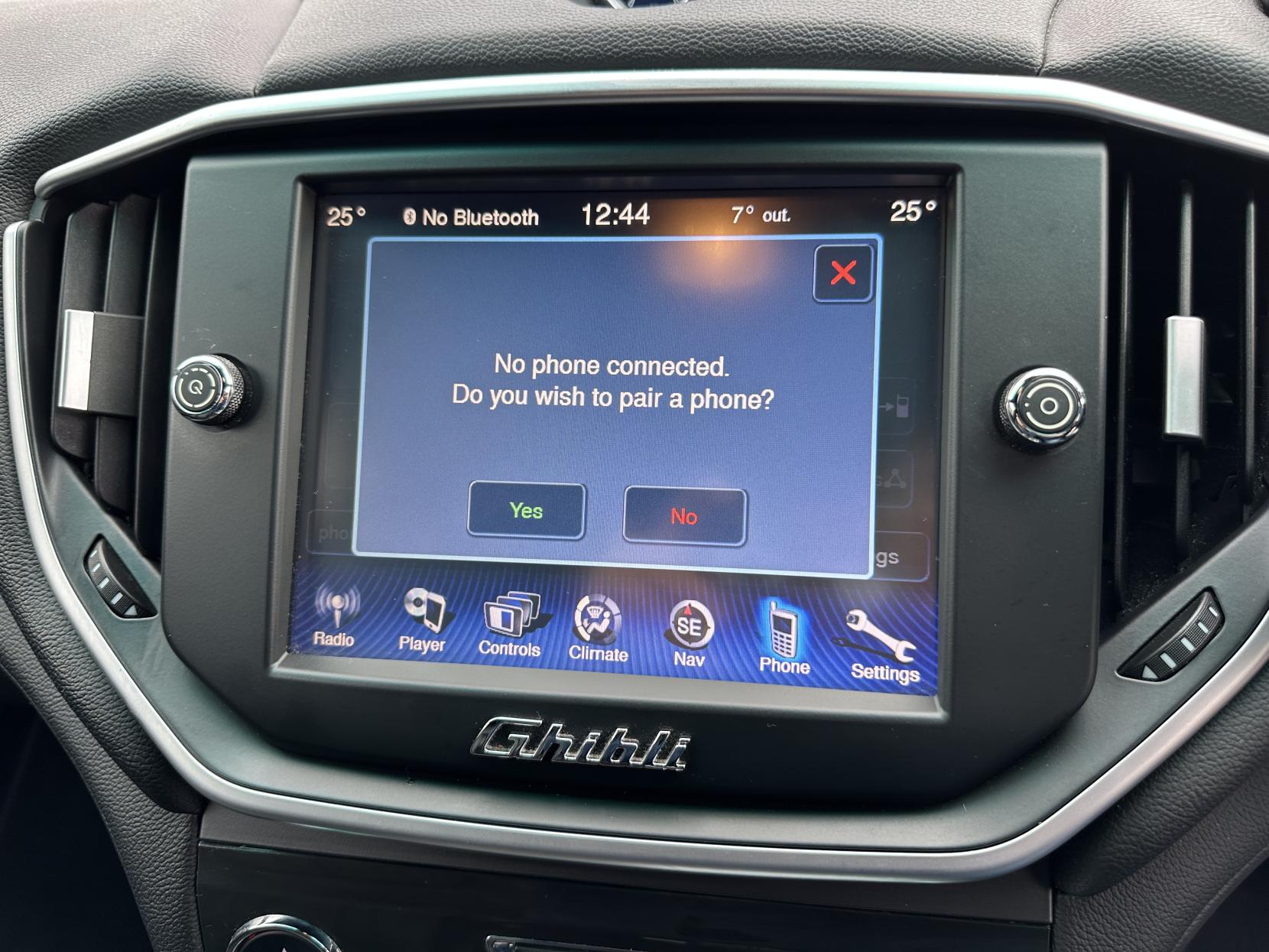 Maserati Ghibli 3.0D V6 Saloon 4dr Diesel ZF Euro 5 (s/s) (275 ps)