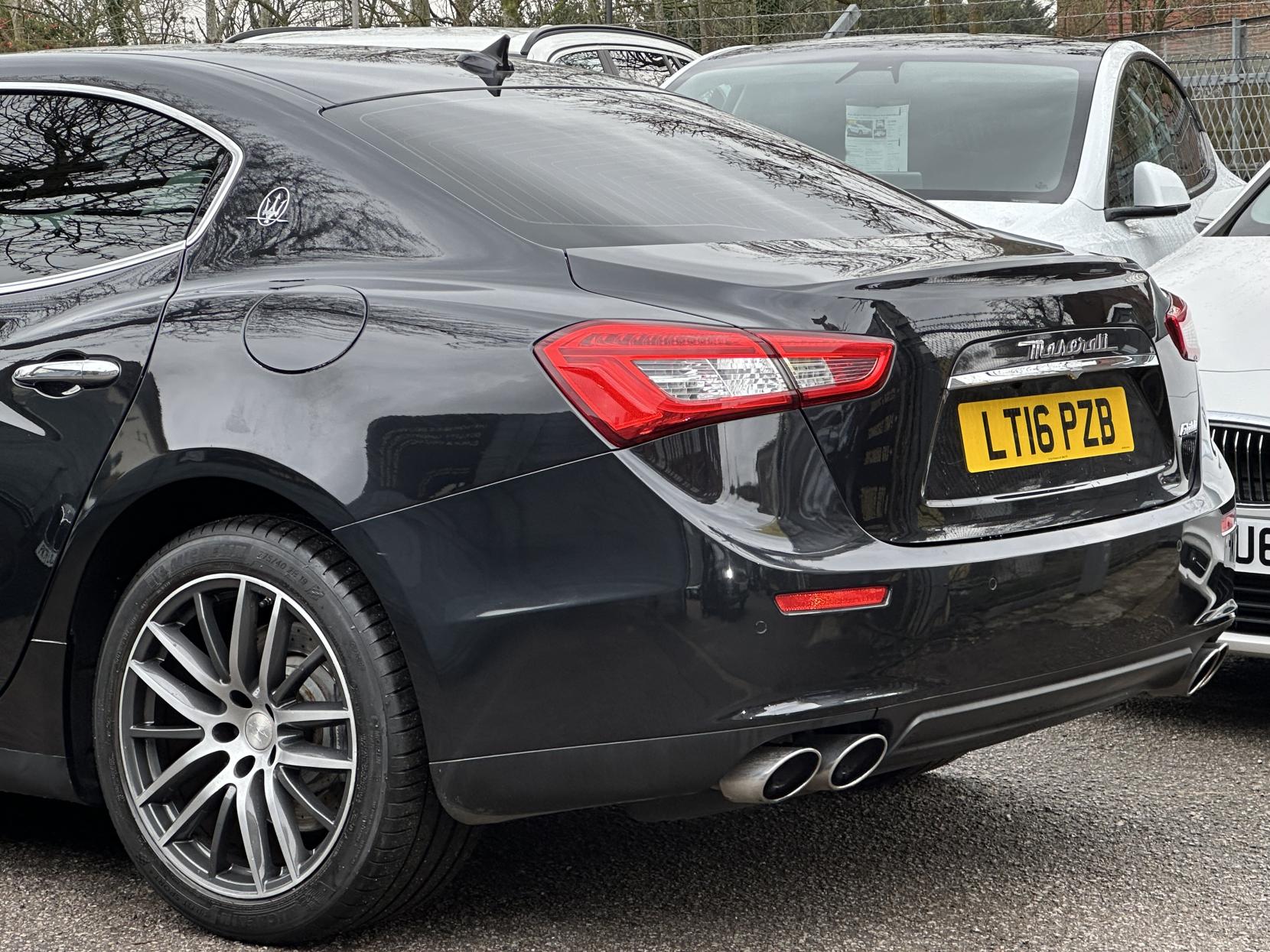 Maserati Ghibli 3.0D V6 Saloon 4dr Diesel ZF Euro 5 (s/s) (275 ps)