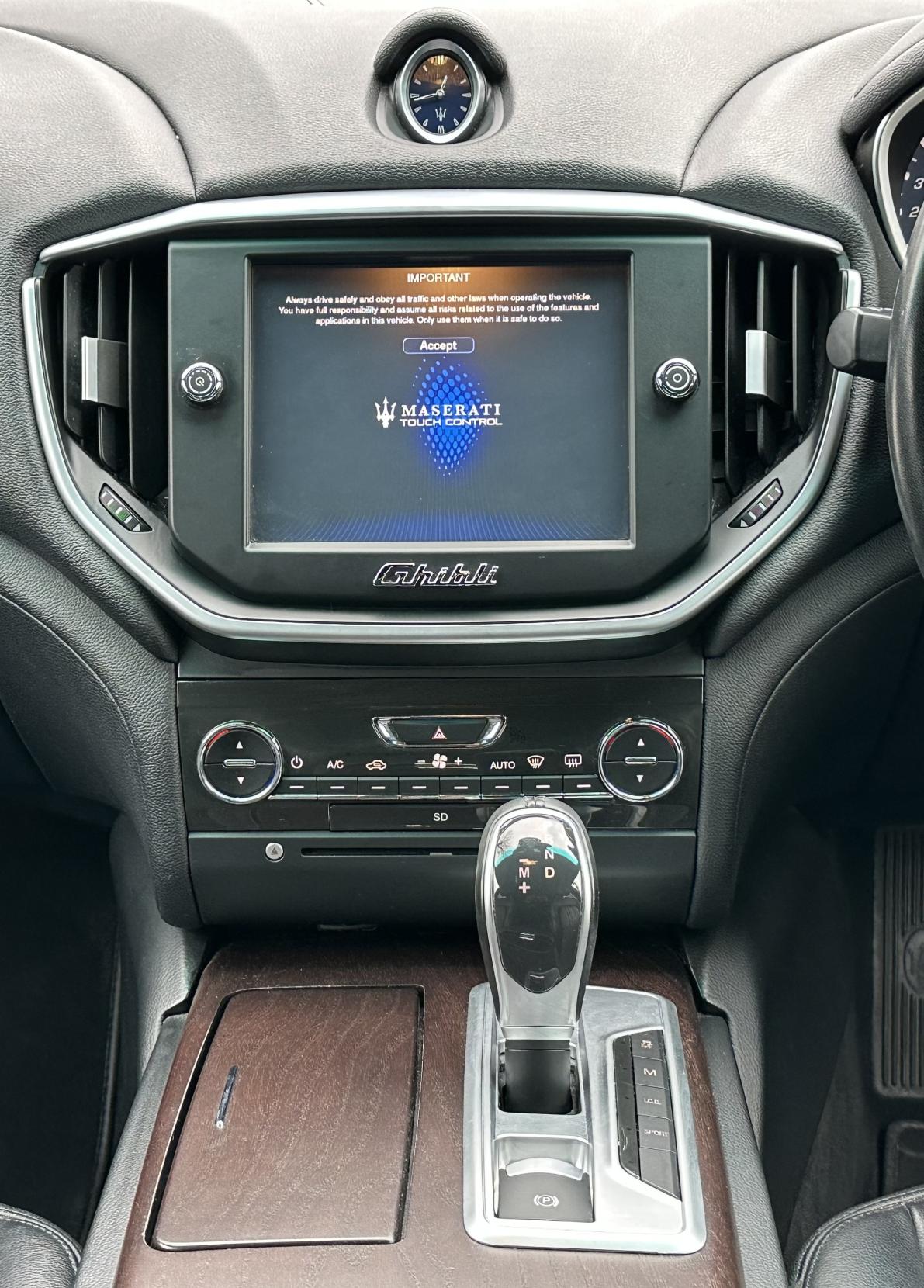 Maserati Ghibli 3.0D V6 Saloon 4dr Diesel ZF Euro 5 (s/s) (275 ps)