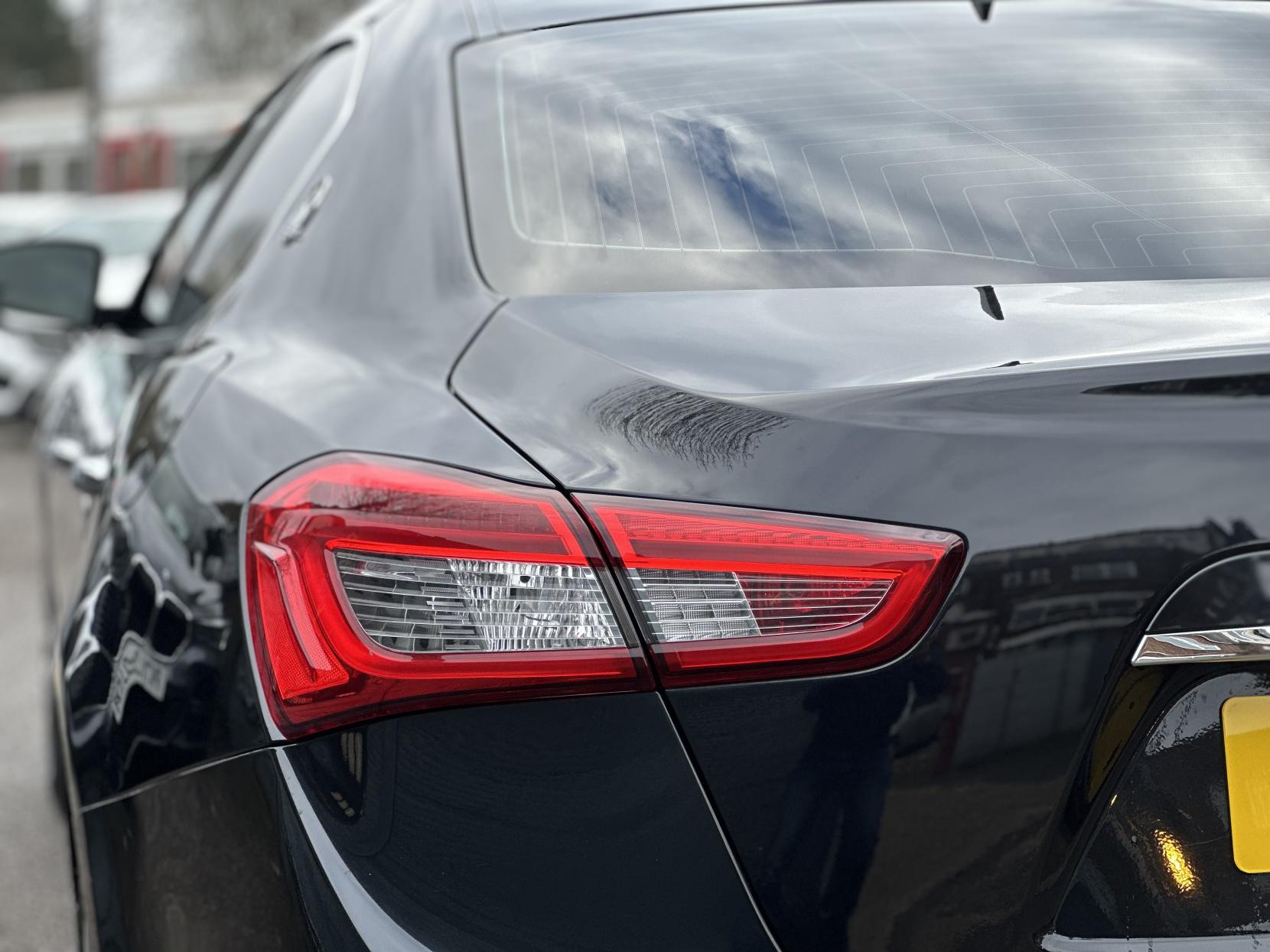 Maserati Ghibli 3.0D V6 Saloon 4dr Diesel ZF Euro 5 (s/s) (275 ps)