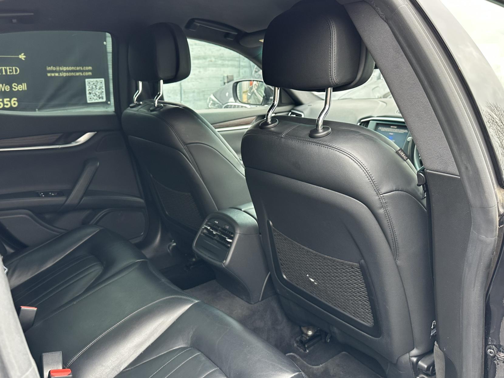 Maserati Ghibli 3.0D V6 Saloon 4dr Diesel ZF Euro 5 (s/s) (275 ps)