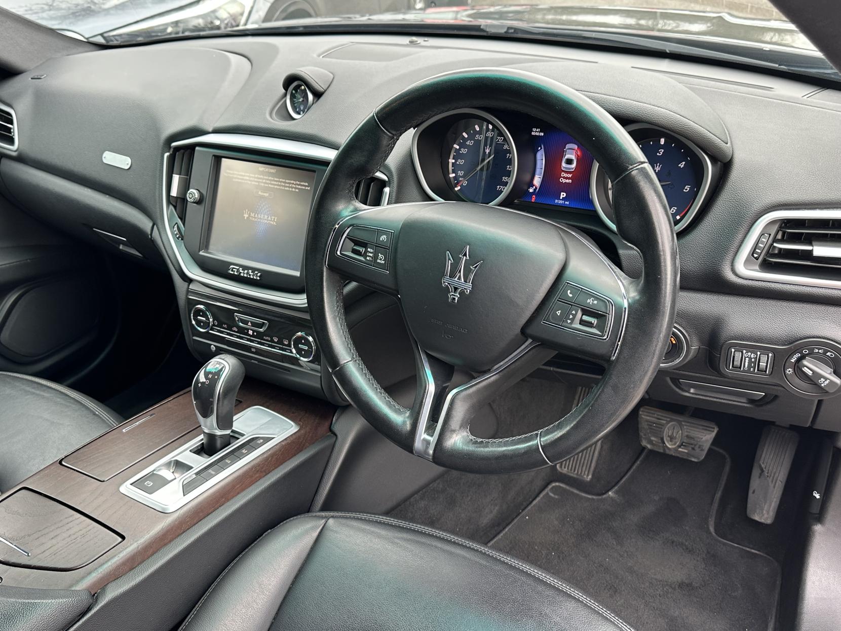 Maserati Ghibli 3.0D V6 Saloon 4dr Diesel ZF Euro 5 (s/s) (275 ps)