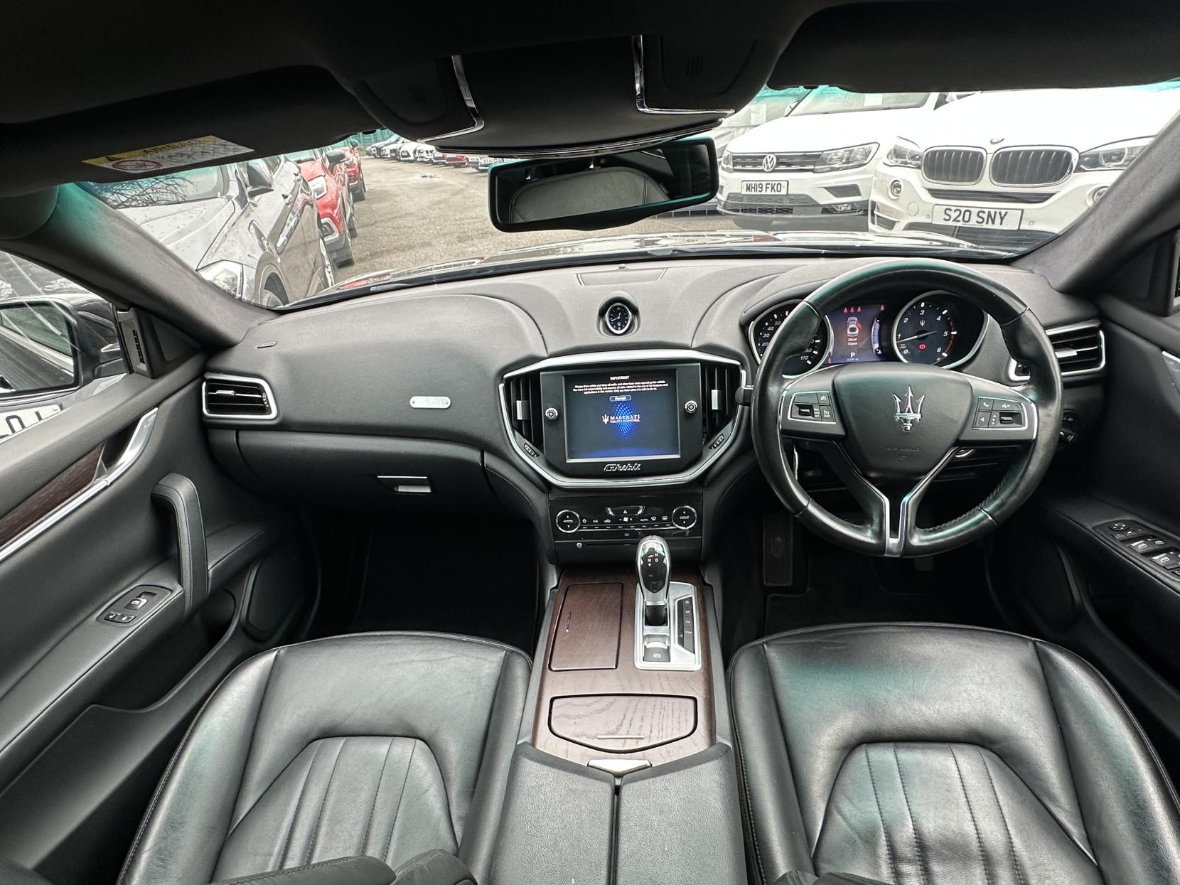 Maserati Ghibli 3.0D V6 Saloon 4dr Diesel ZF Euro 5 (s/s) (275 ps)