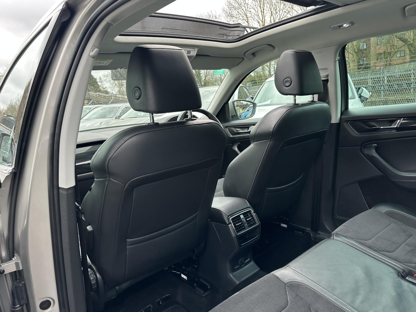 Skoda Kodiaq 2.0 TSI SE L SUV 5dr Petrol DSG 4WD Euro 6 (s/s) (7 Seat) (180 ps)