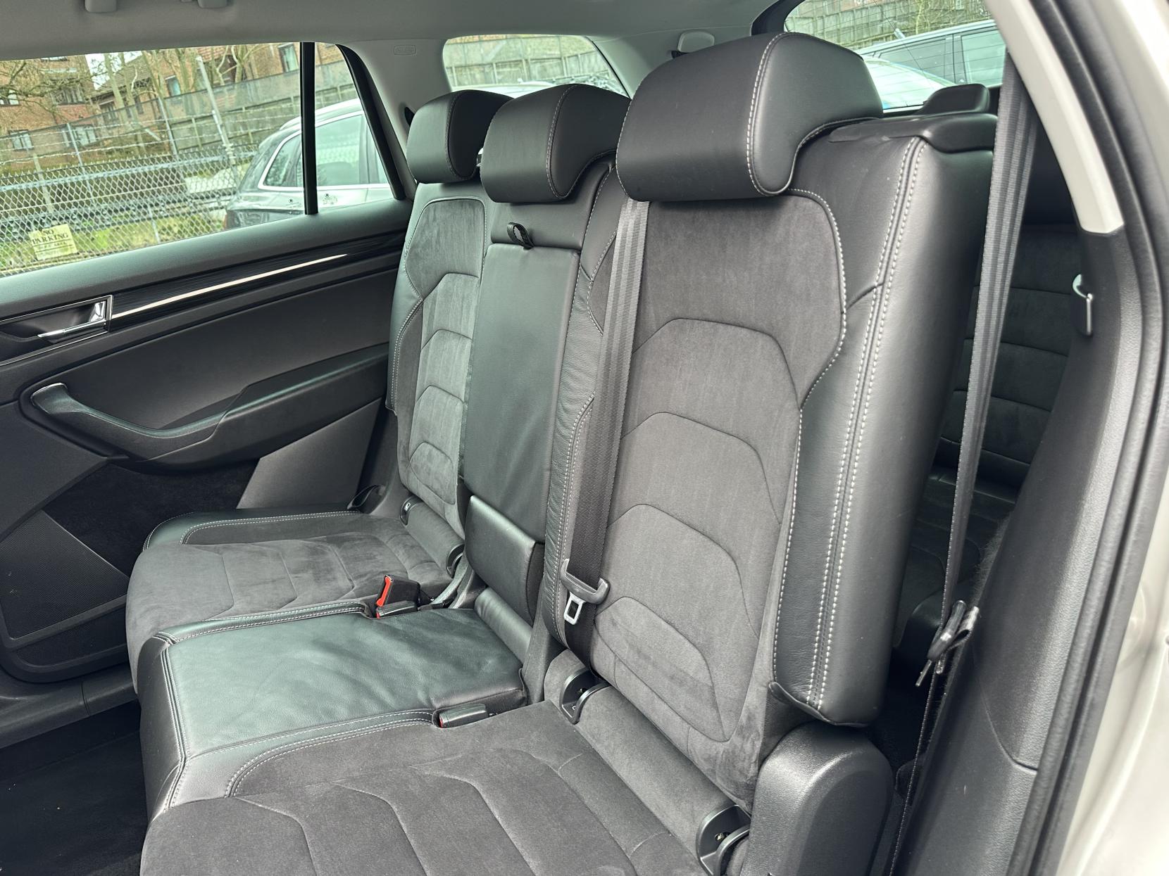 Skoda Kodiaq 2.0 TSI SE L SUV 5dr Petrol DSG 4WD Euro 6 (s/s) (7 Seat) (180 ps)