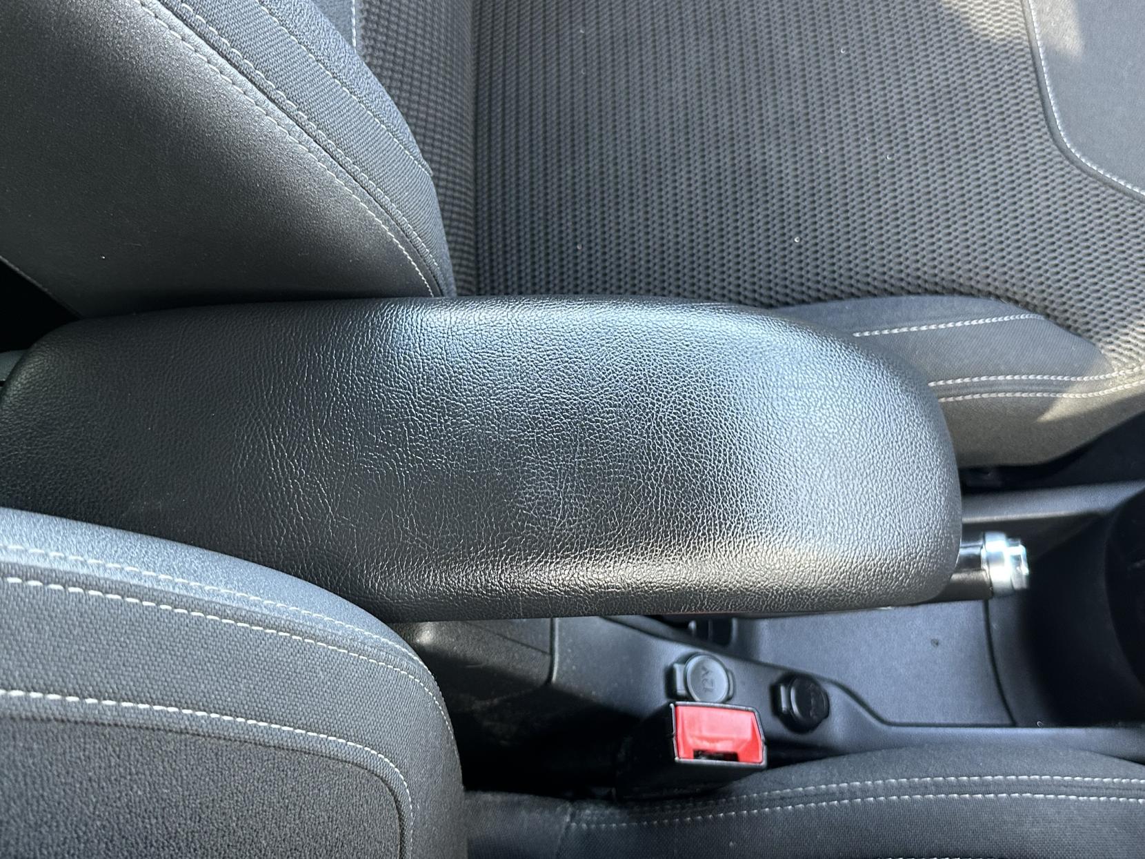 Citroen DS3 1.6 VTi DStyle Plus Hatchback 3dr Petrol Manual Euro 5 (120 ps)