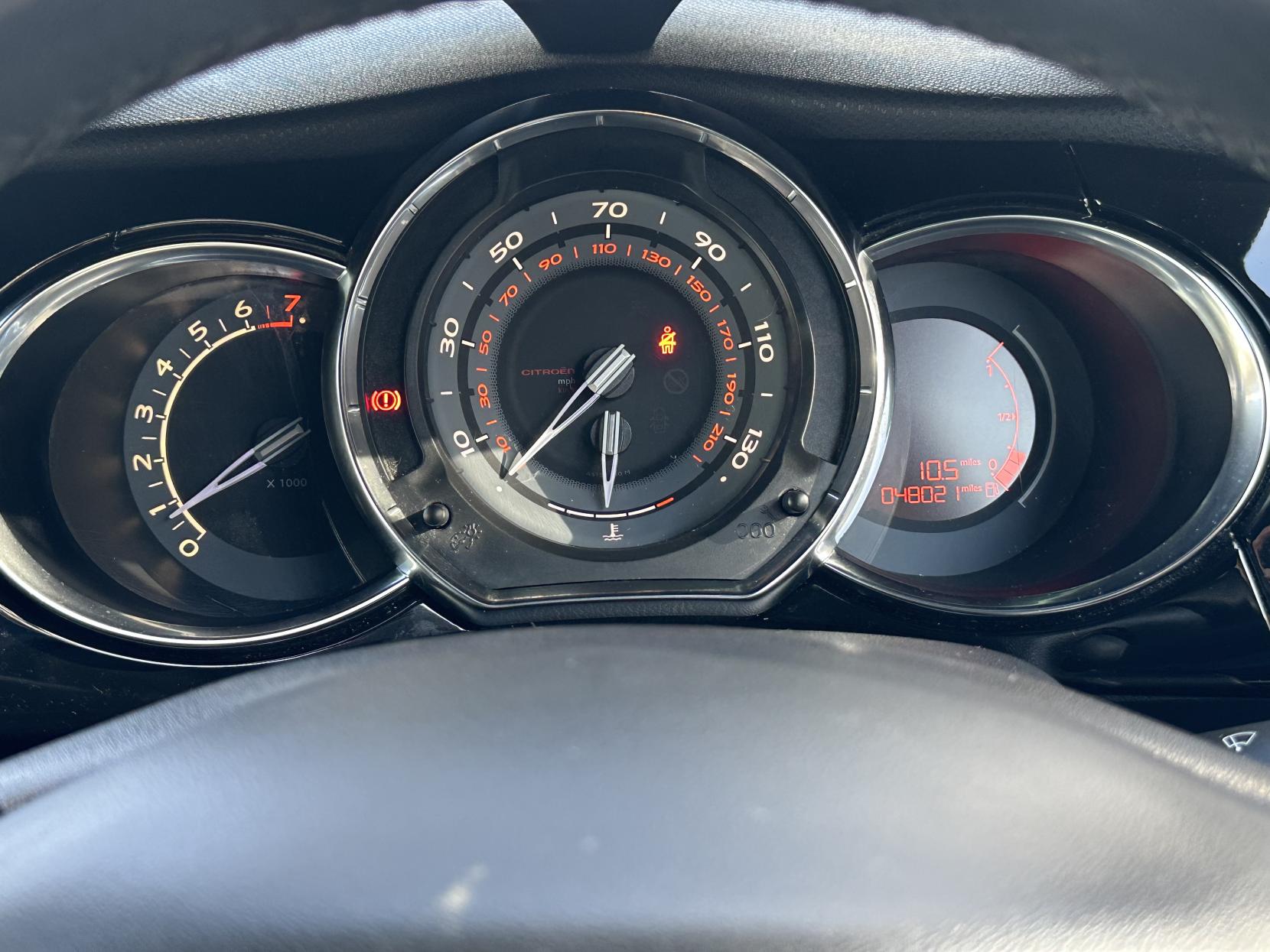 Citroen DS3 1.6 VTi DStyle Plus Hatchback 3dr Petrol Manual Euro 5 (120 ps)