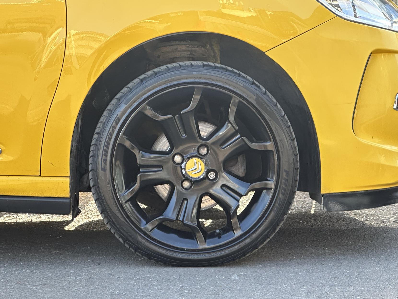 Citroen DS3 1.6 VTi DStyle Plus Hatchback 3dr Petrol Manual Euro 5 (120 ps)