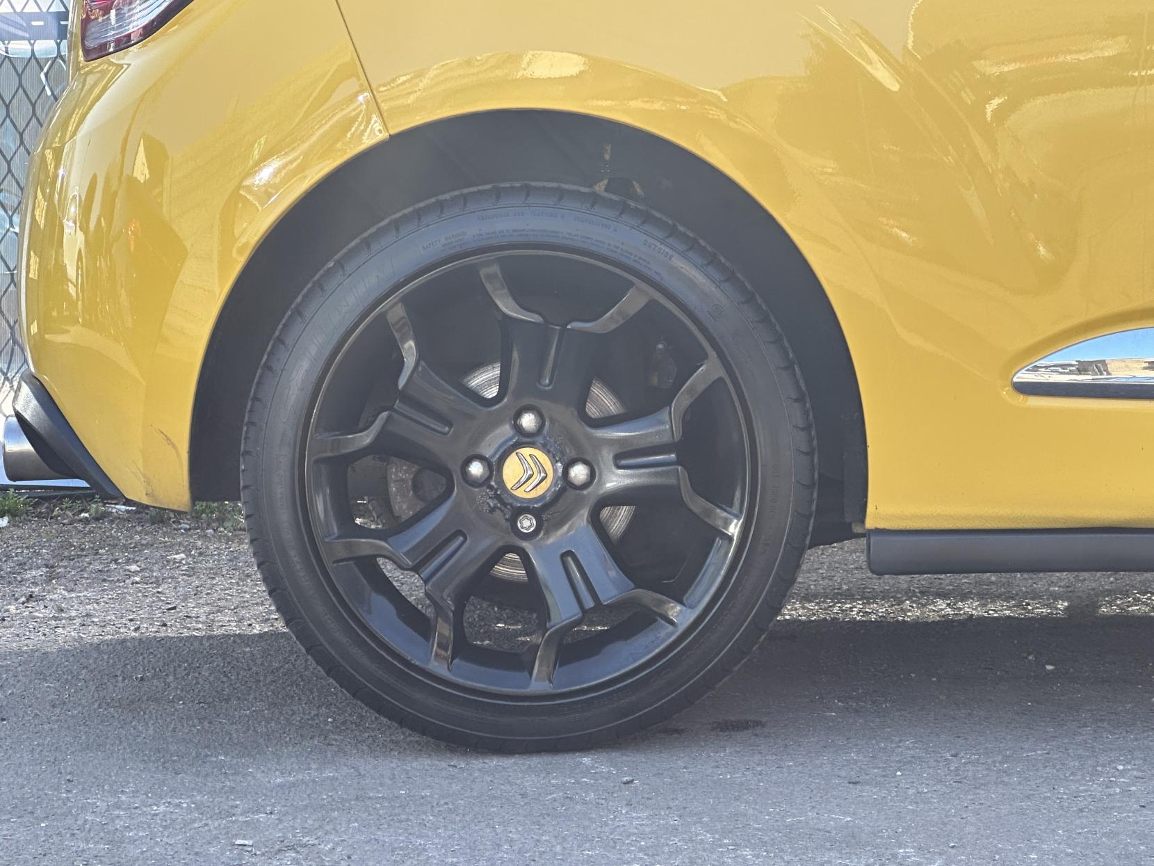 Citroen DS3 1.6 VTi DStyle Plus Hatchback 3dr Petrol Manual Euro 5 (120 ps)