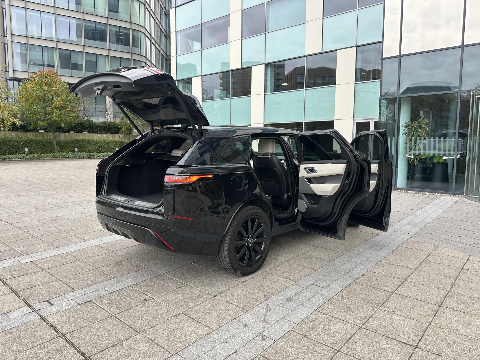 Land Rover Range Rover Velar 2.0 D240 R-Dynamic HSE SUV 5dr Diesel Auto 4WD Euro 6 (s/s) (240 ps)