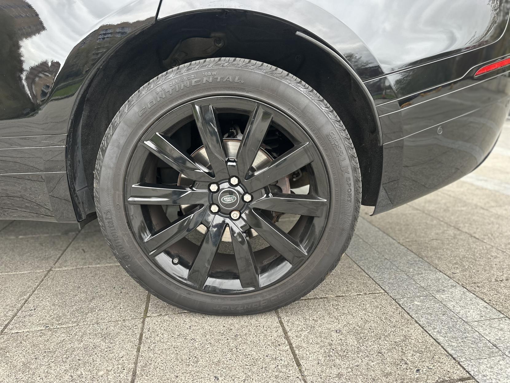 Land Rover Range Rover Velar 2.0 D240 R-Dynamic HSE SUV 5dr Diesel Auto 4WD Euro 6 (s/s) (240 ps)