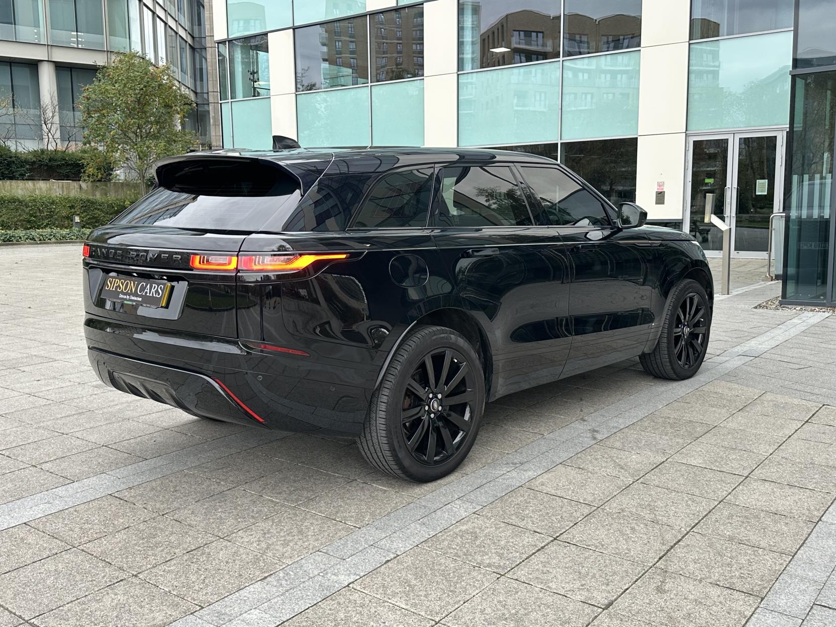 Land Rover Range Rover Velar 2.0 D240 R-Dynamic HSE SUV 5dr Diesel Auto 4WD Euro 6 (s/s) (240 ps)