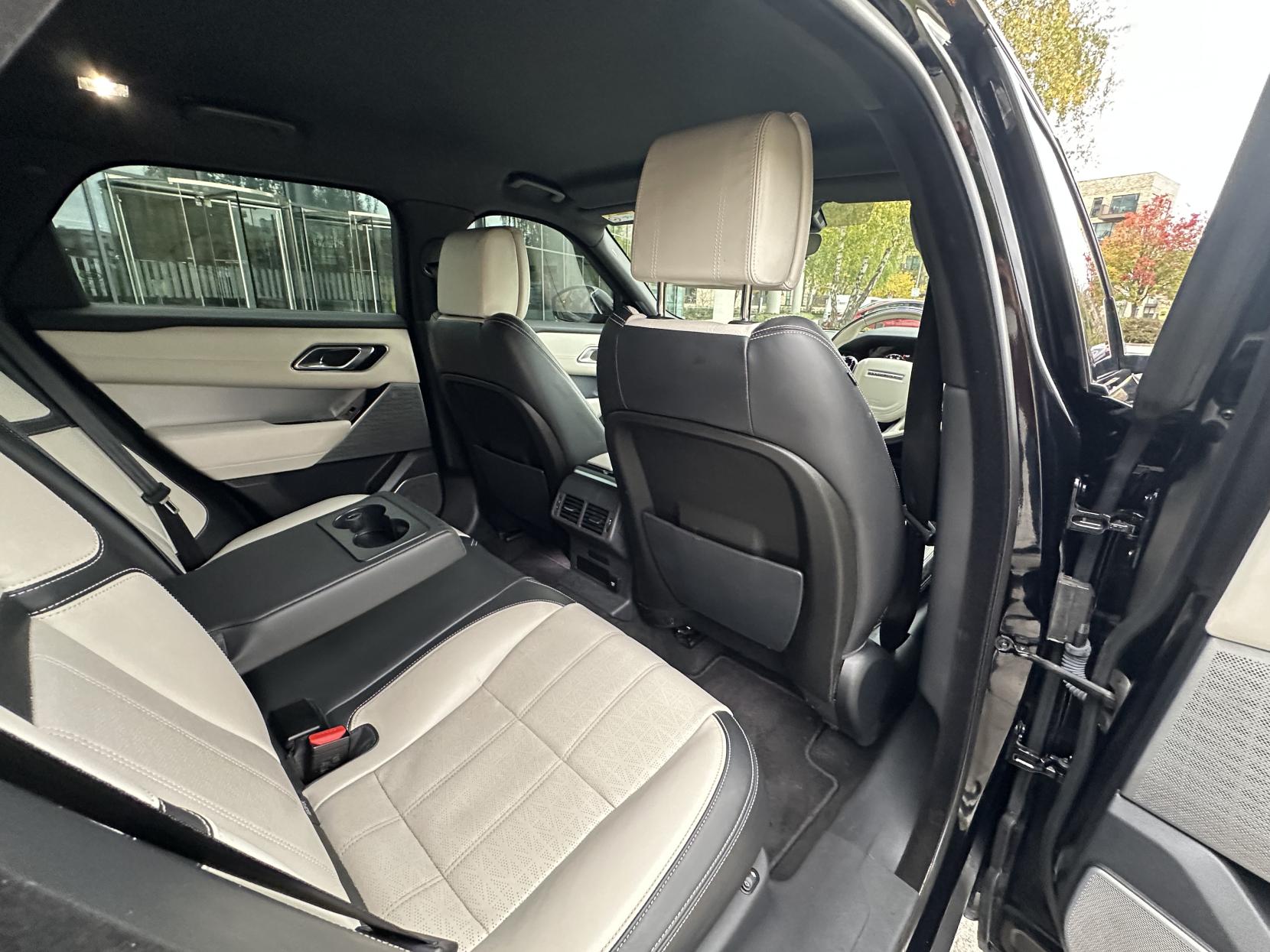 Land Rover Range Rover Velar 2.0 D240 R-Dynamic HSE SUV 5dr Diesel Auto 4WD Euro 6 (s/s) (240 ps)