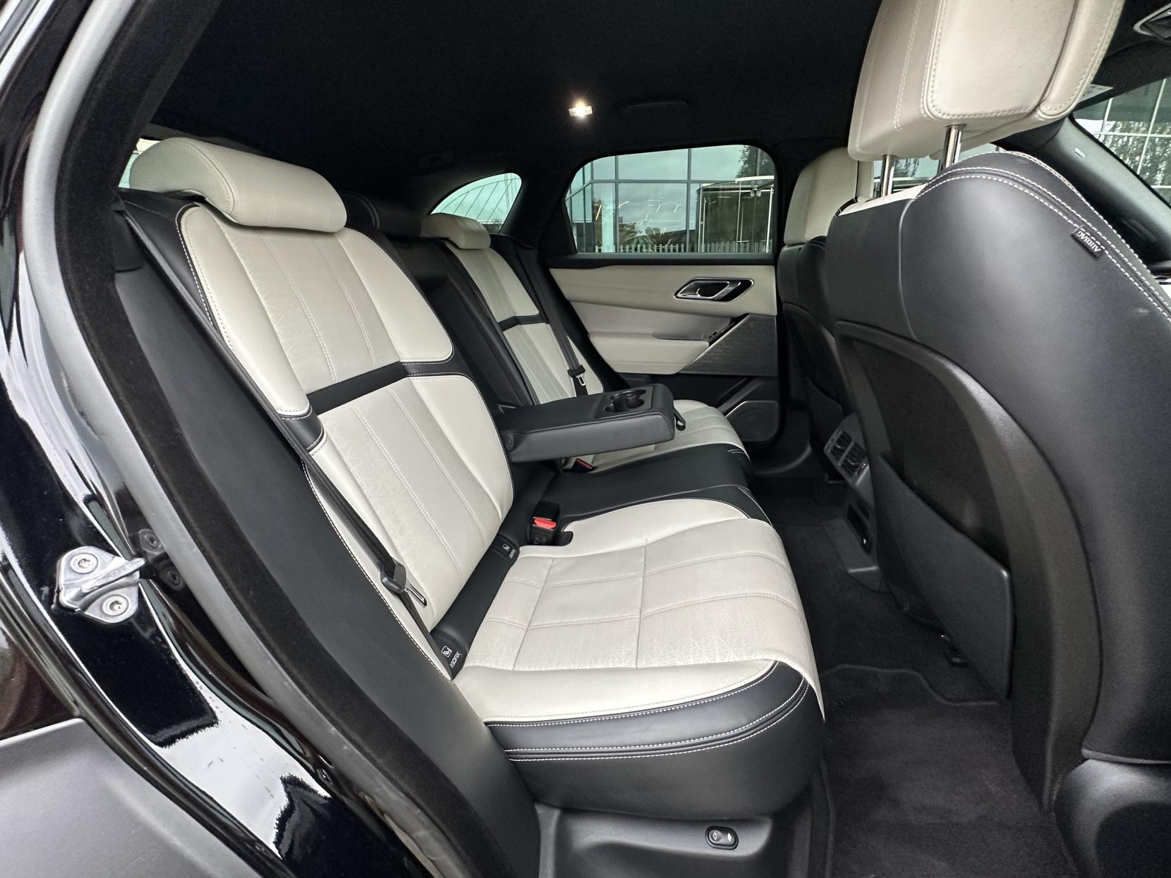 Land Rover Range Rover Velar 2.0 D240 R-Dynamic HSE SUV 5dr Diesel Auto 4WD Euro 6 (s/s) (240 ps)
