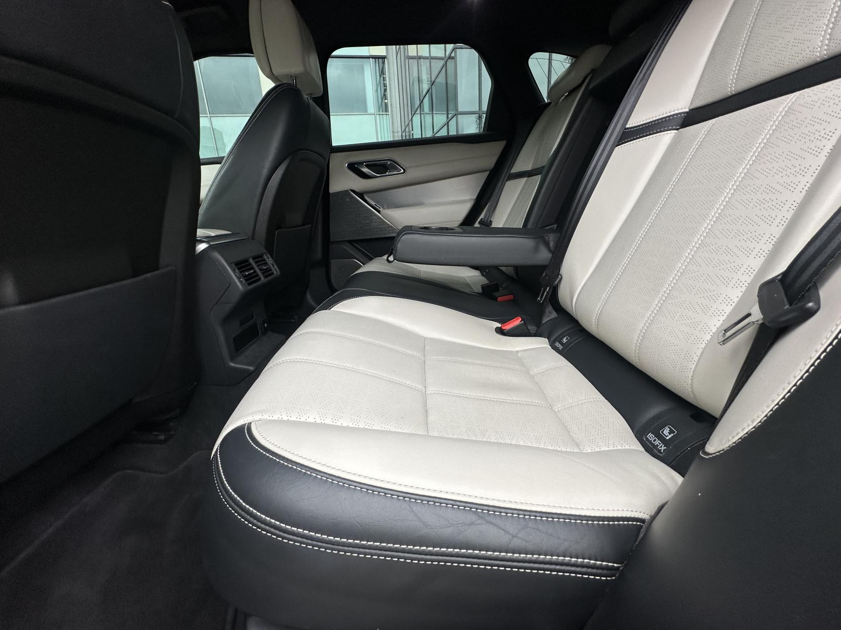 Land Rover Range Rover Velar 2.0 D240 R-Dynamic HSE SUV 5dr Diesel Auto 4WD Euro 6 (s/s) (240 ps)