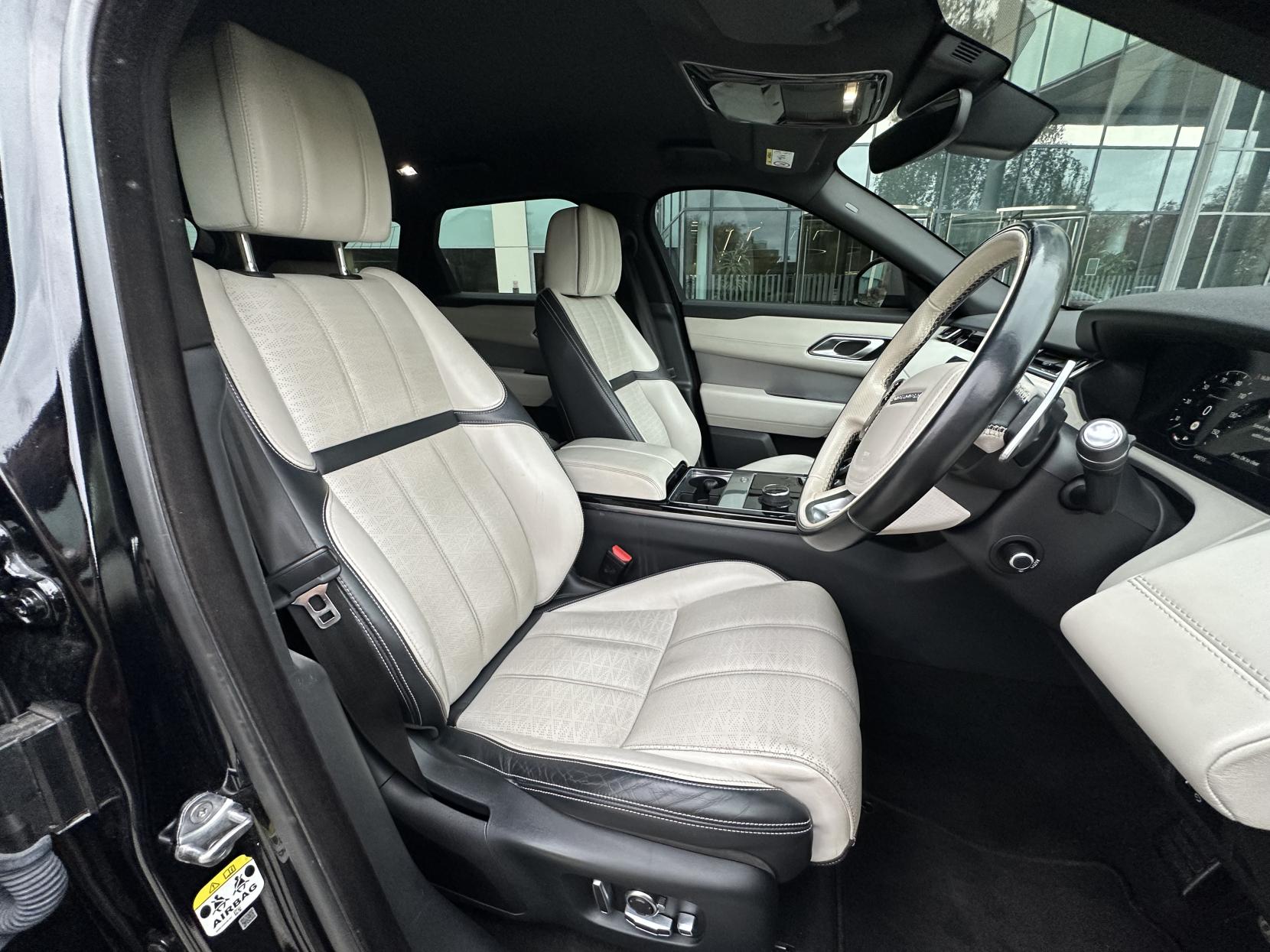 Land Rover Range Rover Velar 2.0 D240 R-Dynamic HSE SUV 5dr Diesel Auto 4WD Euro 6 (s/s) (240 ps)