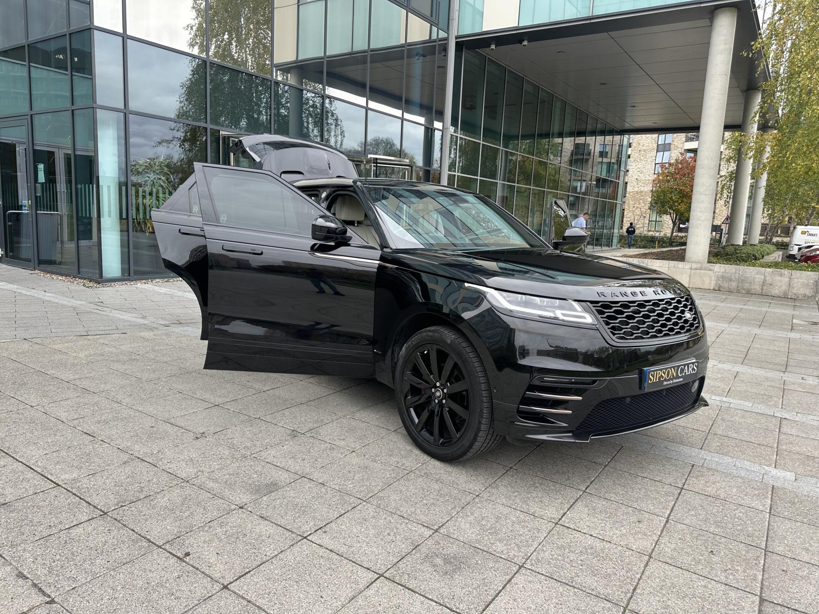 Land Rover Range Rover Velar 2.0 D240 R-Dynamic HSE SUV 5dr Diesel Auto 4WD Euro 6 (s/s) (240 ps)