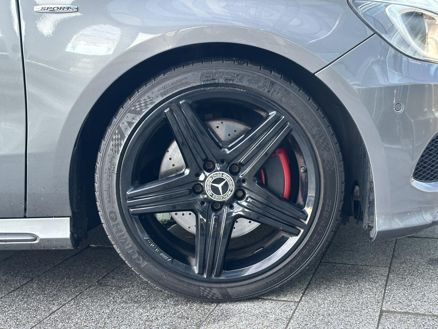 Mercedes-Benz A Class 2.0 A250 BlueEfficiency Engineered by AMG Hatchback 5dr Petrol 7G-DCT Euro 6 (s/s) (211 ps)