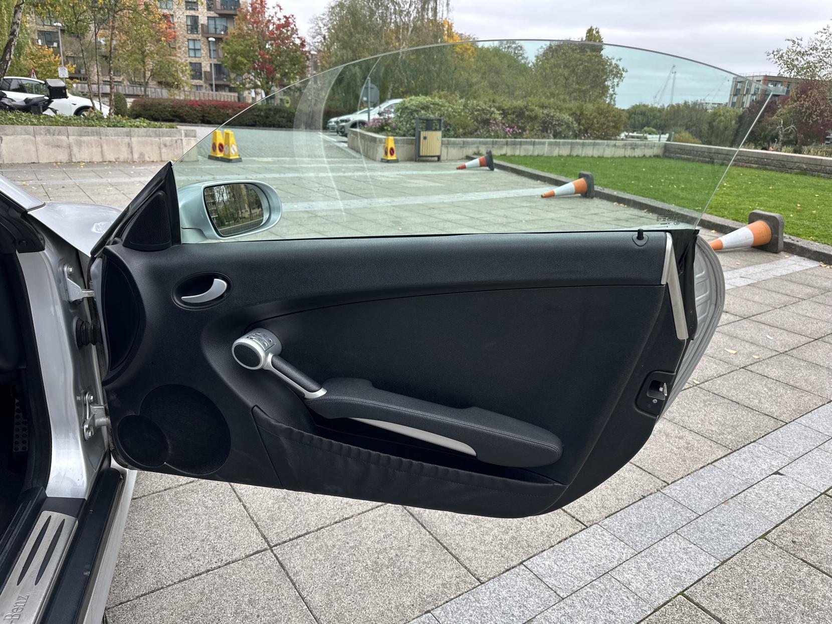 Mercedes-Benz SLK 1.8 SLK200 Kompressor Convertible 2dr Petrol Automatic (211 g/km, 163 bhp)