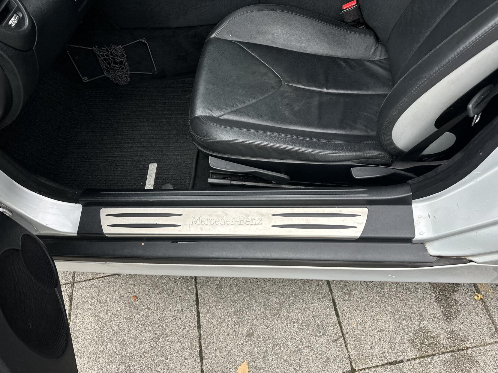Mercedes-Benz SLK 1.8 SLK200 Kompressor Convertible 2dr Petrol Automatic (211 g/km, 163 bhp)