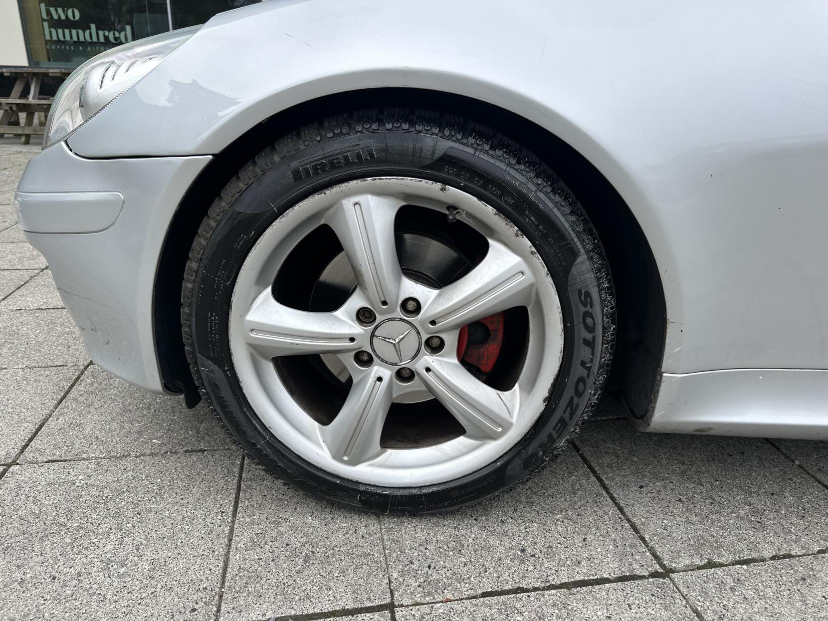 Mercedes-Benz SLK 1.8 SLK200 Kompressor Convertible 2dr Petrol Automatic (211 g/km, 163 bhp)