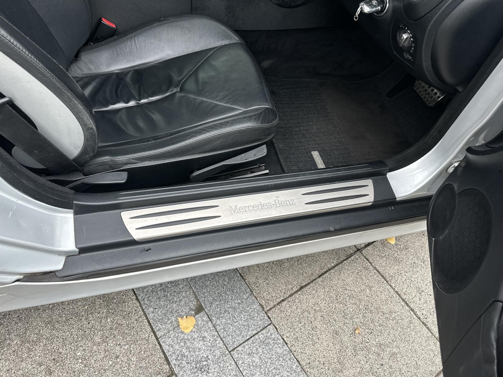 Mercedes-Benz SLK 1.8 SLK200 Kompressor Convertible 2dr Petrol Automatic (211 g/km, 163 bhp)