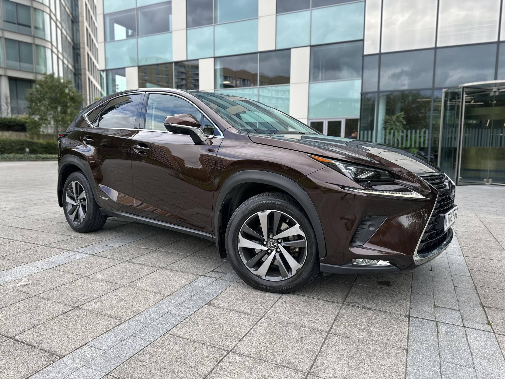 Lexus NX 2.5 300h Premier SUV 5dr Petrol Hybrid E-CVT 4WD Euro 6 (s/s) (197 ps)