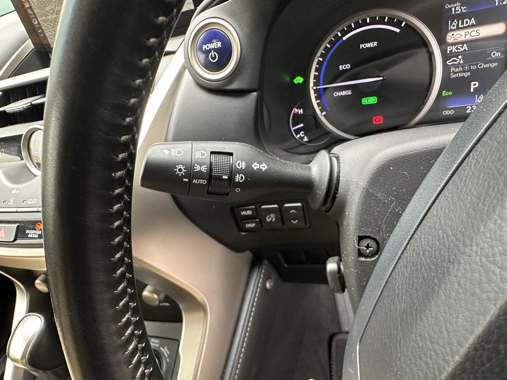 Lexus NX 2.5 300h Premier SUV 5dr Petrol Hybrid E-CVT 4WD Euro 6 (s/s) (197 ps)