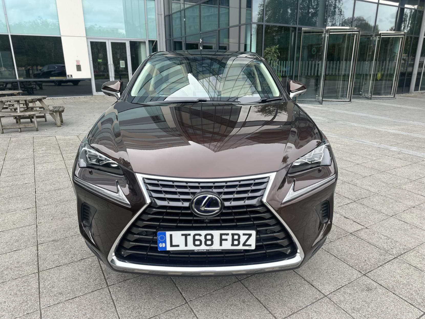 Lexus NX 2.5 300h Premier SUV 5dr Petrol Hybrid E-CVT 4WD Euro 6 (s/s) (197 ps)